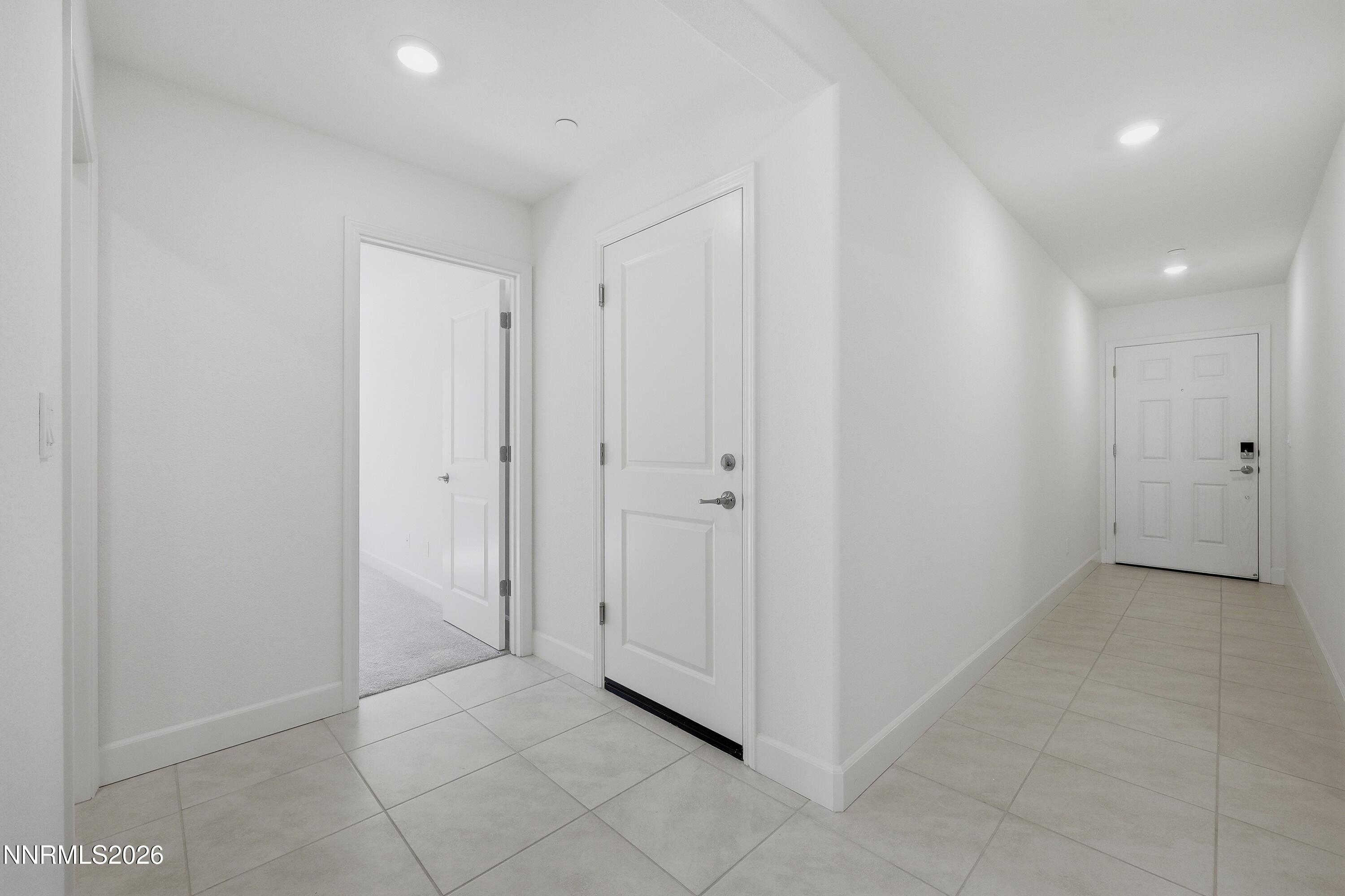 804 Cascade Range Drive Property Photo 31