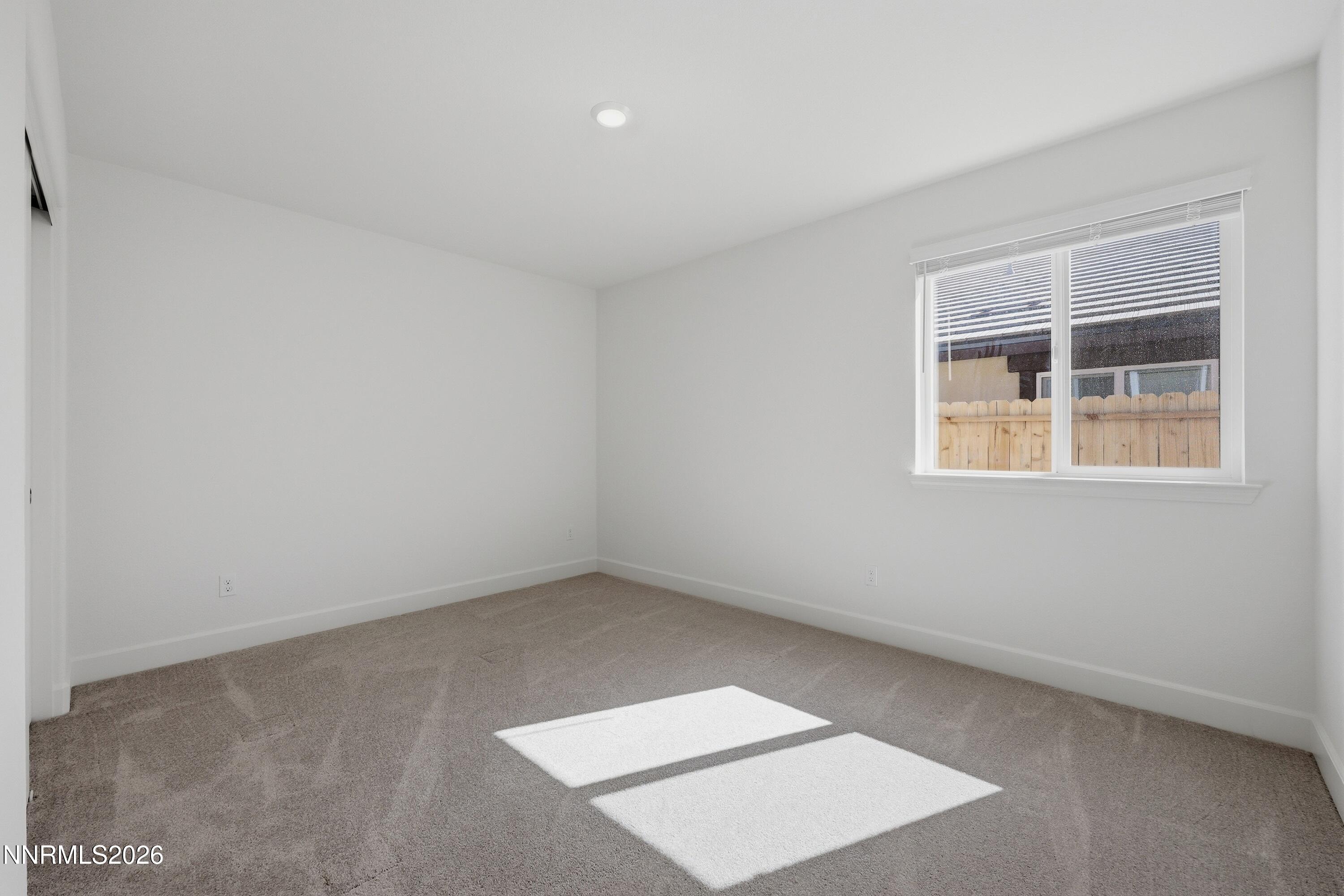 804 Cascade Range Drive Property Photo 32
