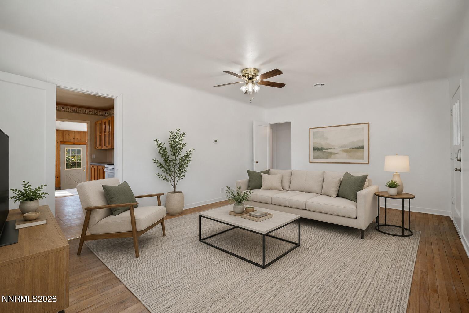 307 G Street Property Photo 4