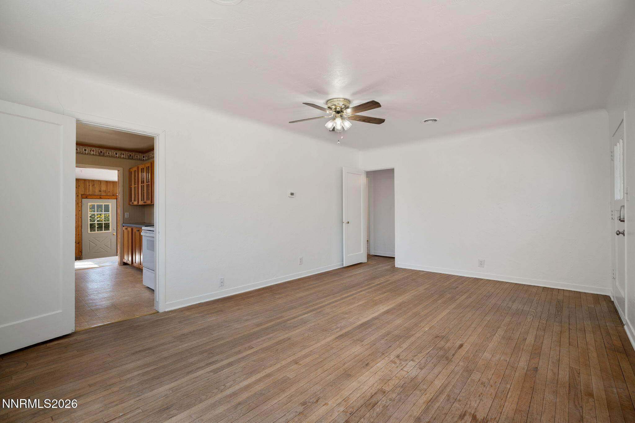 307 G Street Property Photo 5