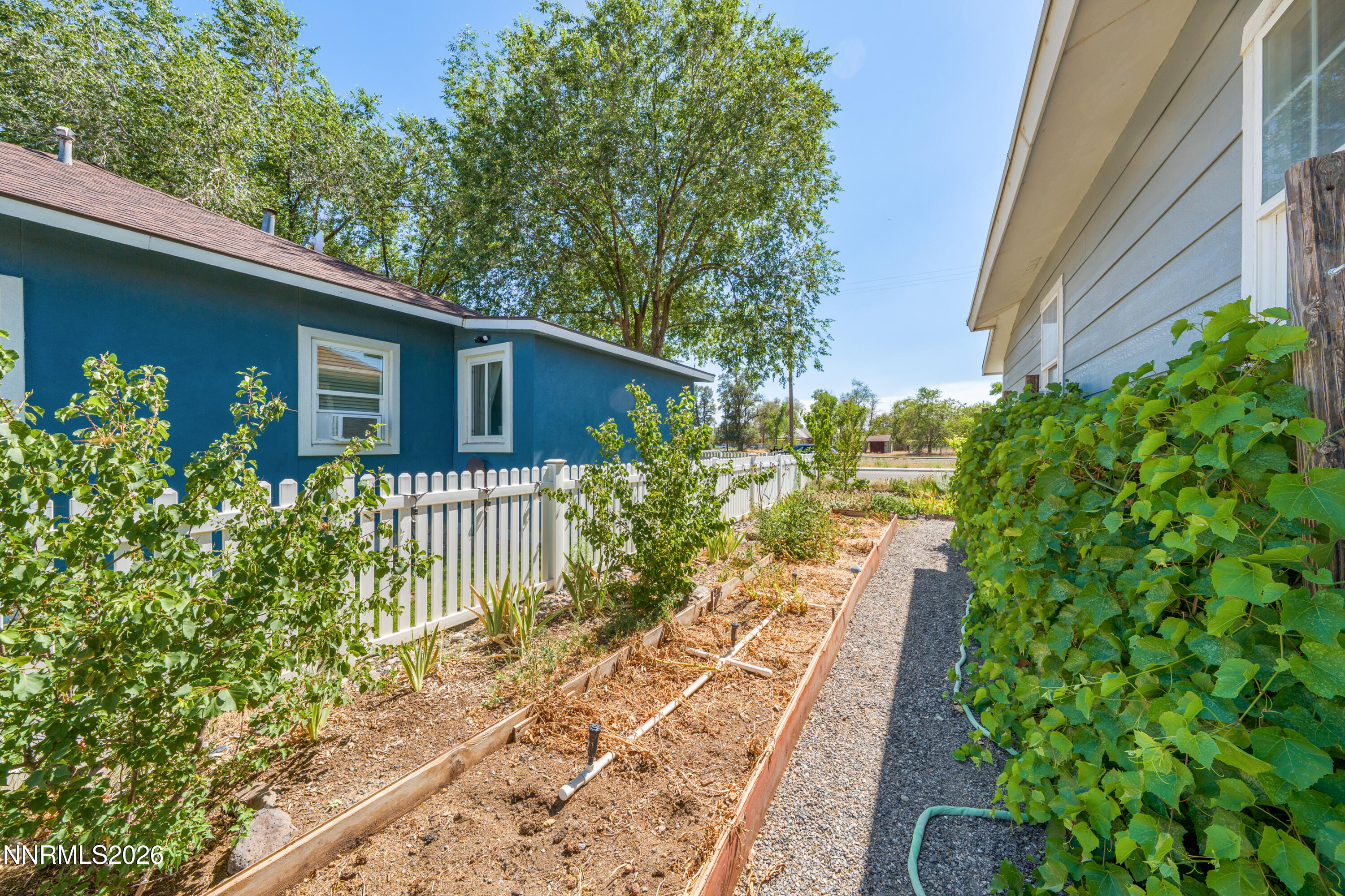 577 N 1st Street Property Photo 6