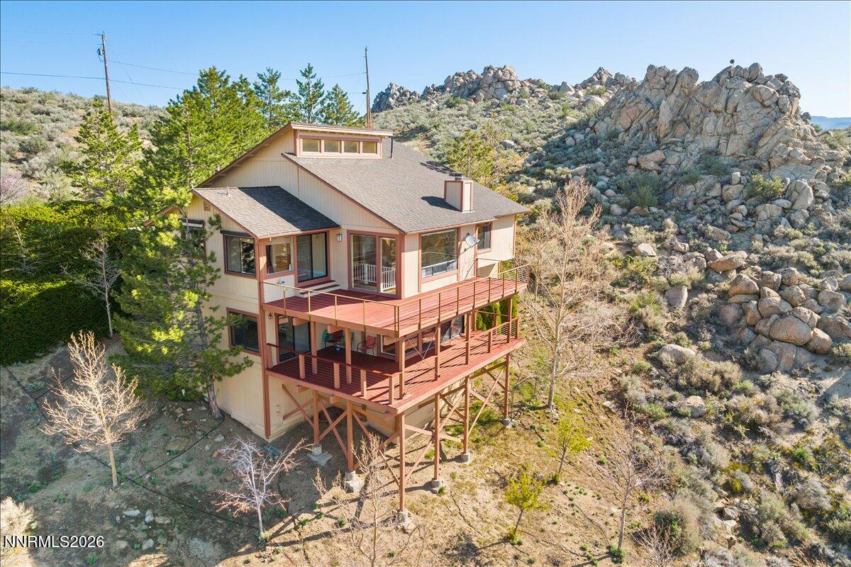 580 Duck Hill Road Property Photo 6