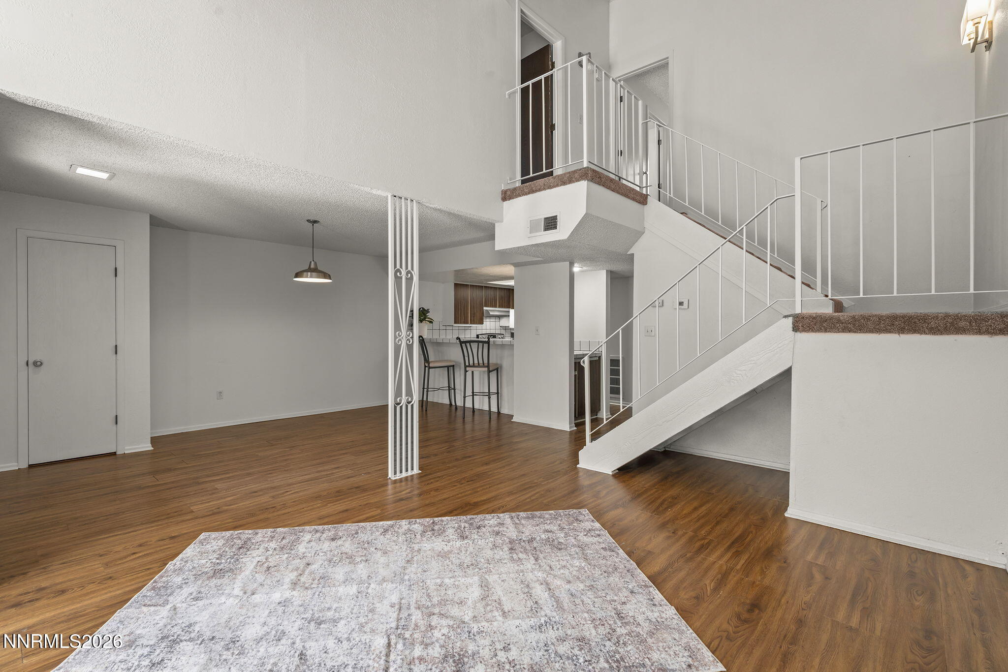 907 Tyler Way Property Photo 13