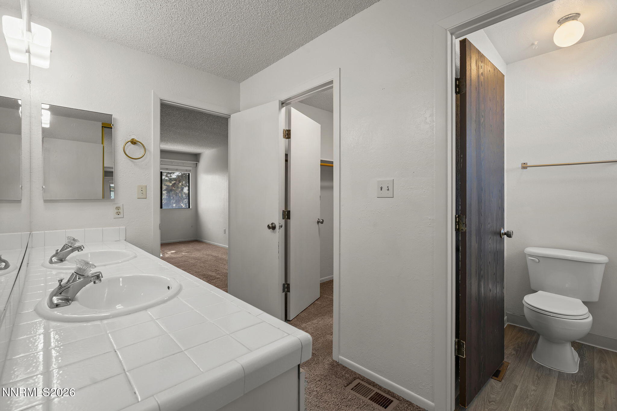 907 Tyler Way Property Photo 28