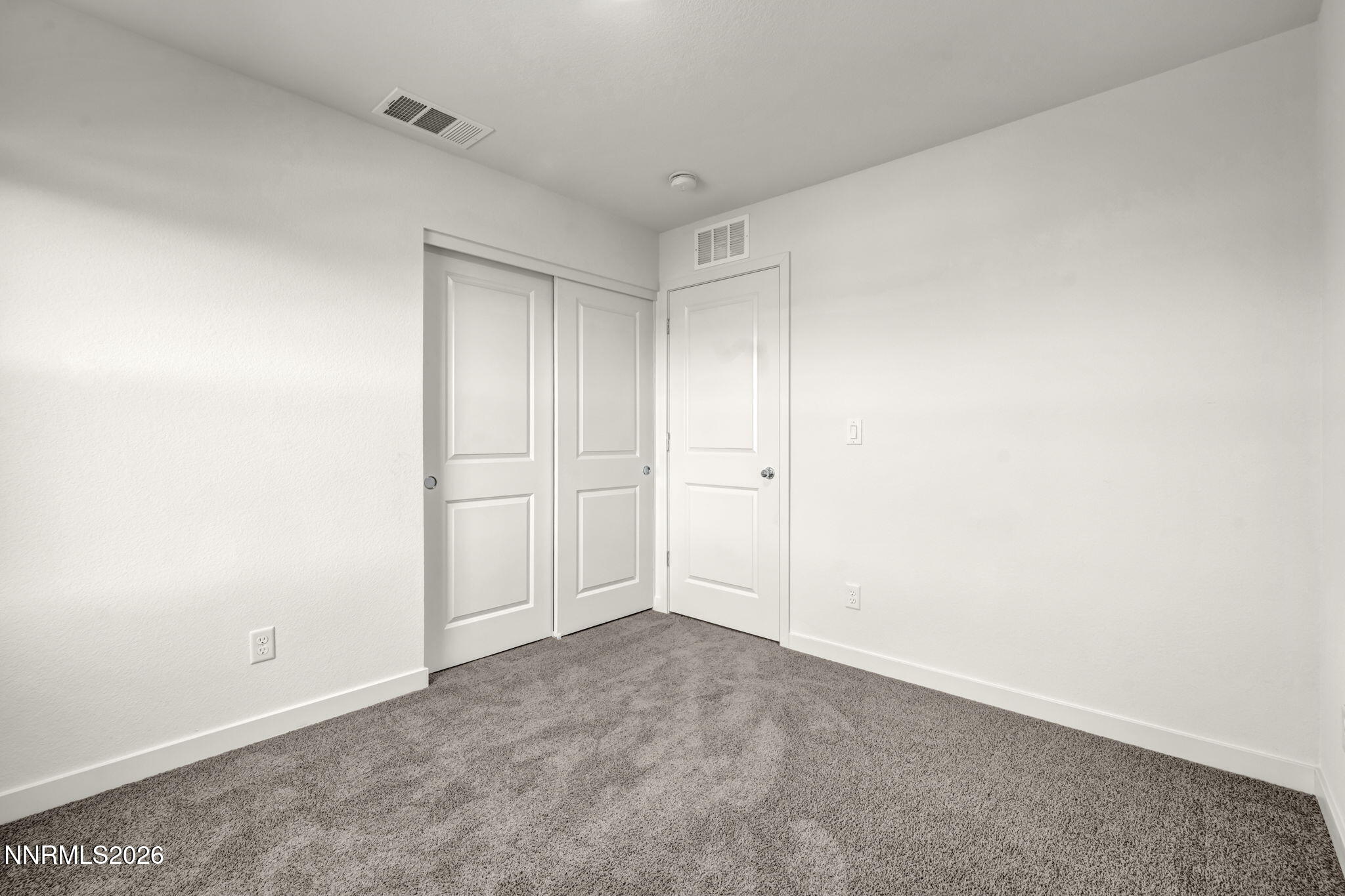 8863 Wolf Moon Drive Property Photo 30