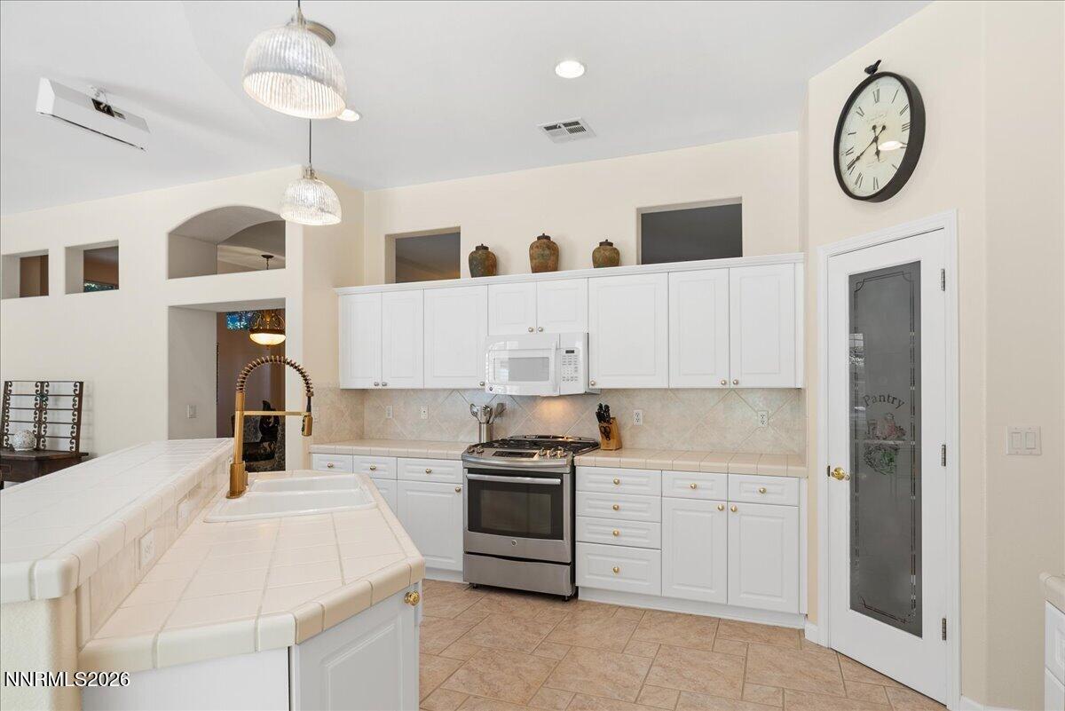 7926 Del Fuego Drive Property Photo 15
