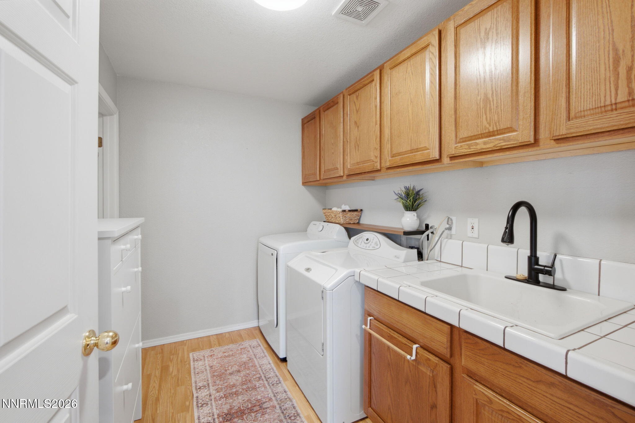 969 Red Falcon Way Property Photo 13