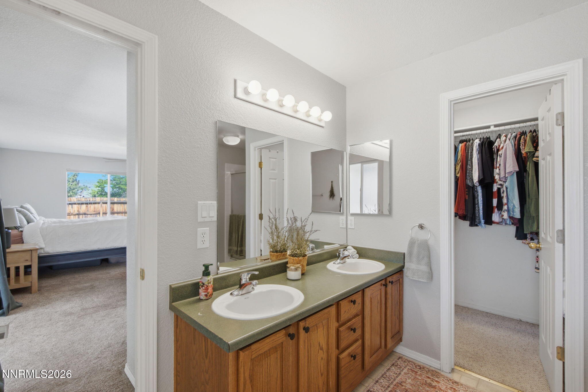969 Red Falcon Way Property Photo 23