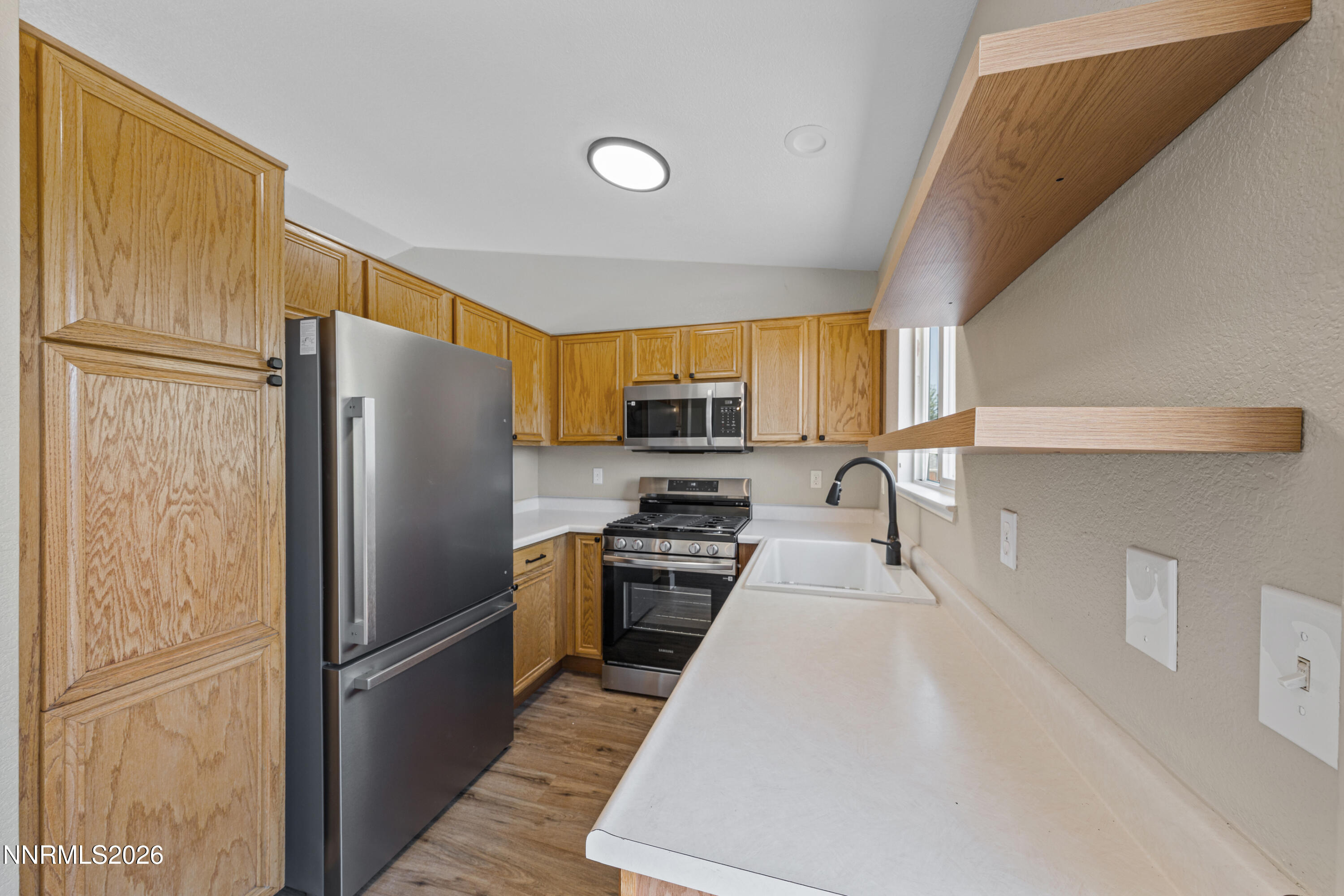 5743 Cinnamon Court Property Photo 8