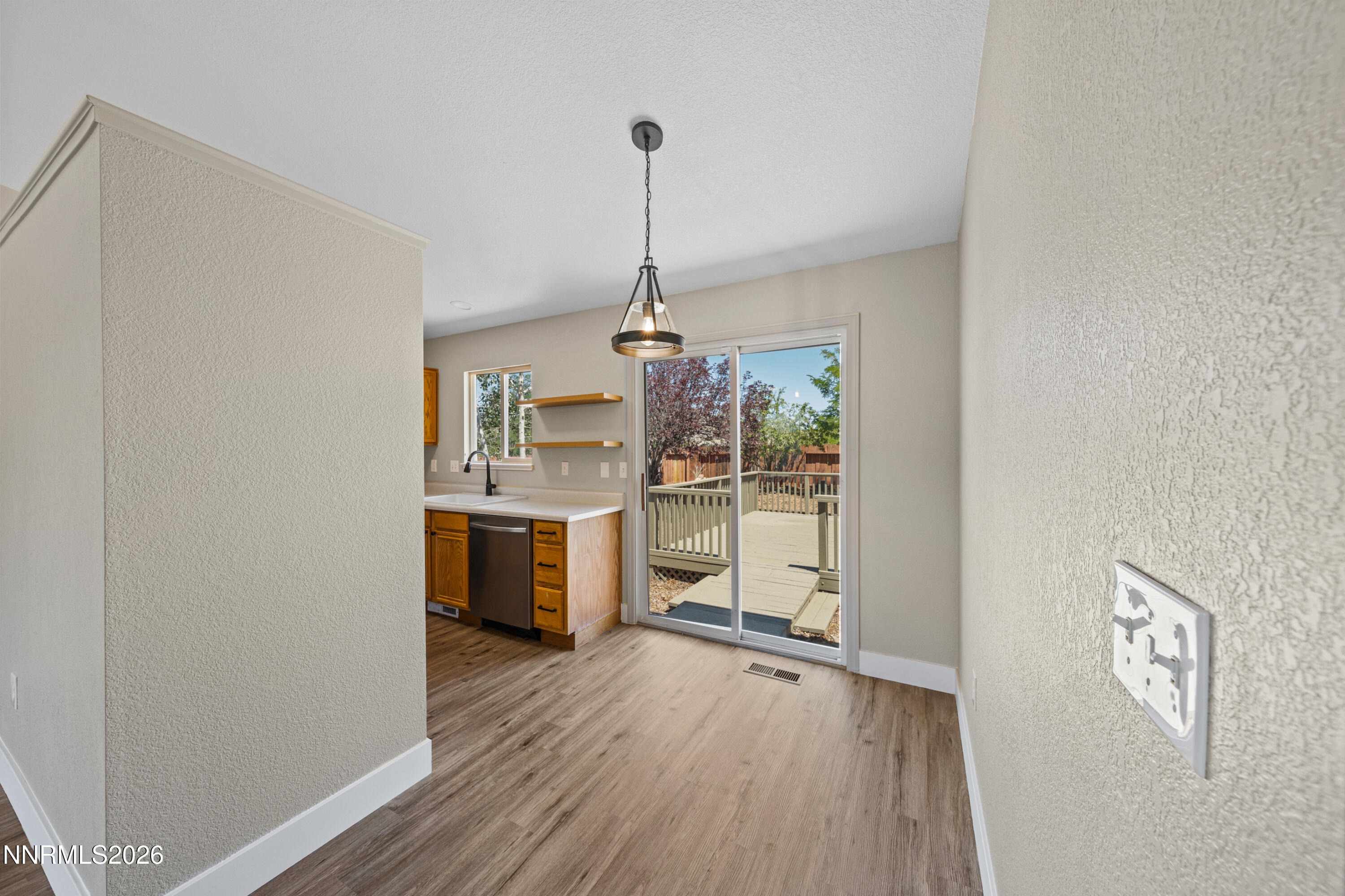5743 Cinnamon Court Property Photo 9