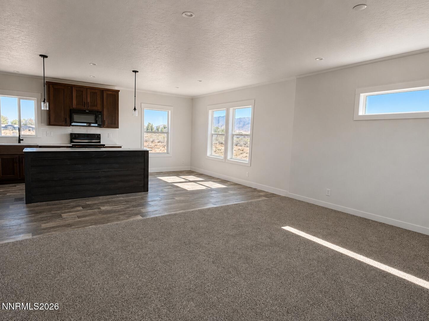 7160 Market Street Property Photo 3