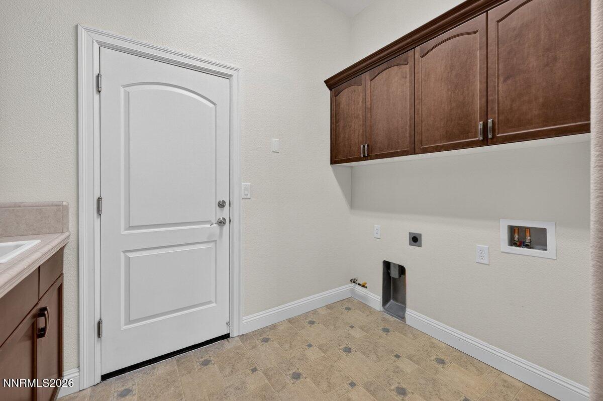 7400 Rough Rock Drive Property Photo 34