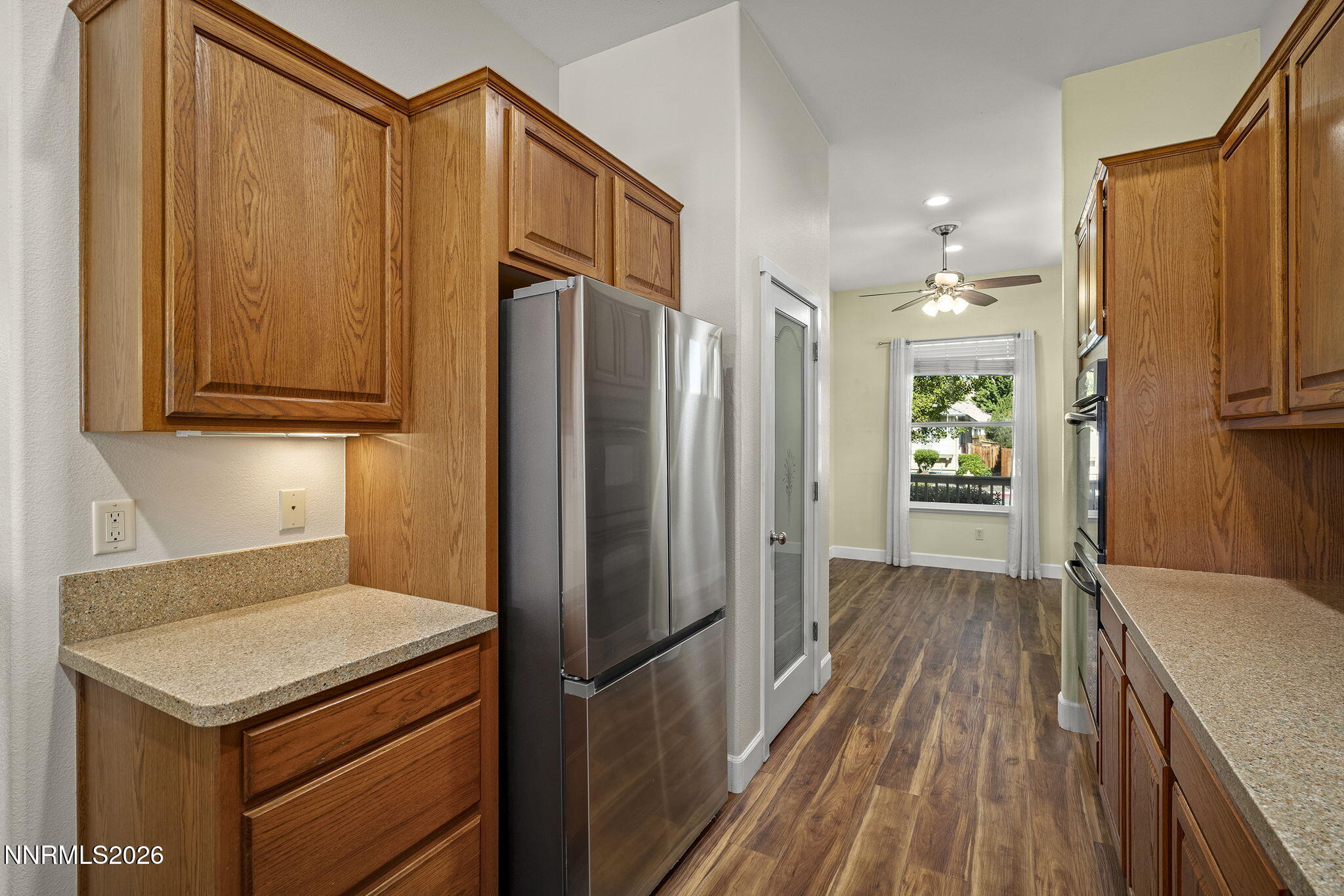 989 Turnberry Drive Property Photo 7