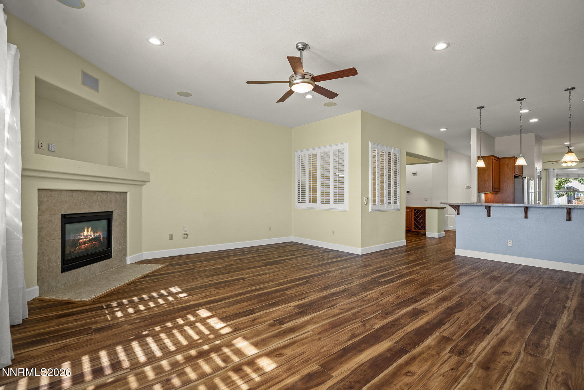 989 Turnberry Drive Property Photo 13
