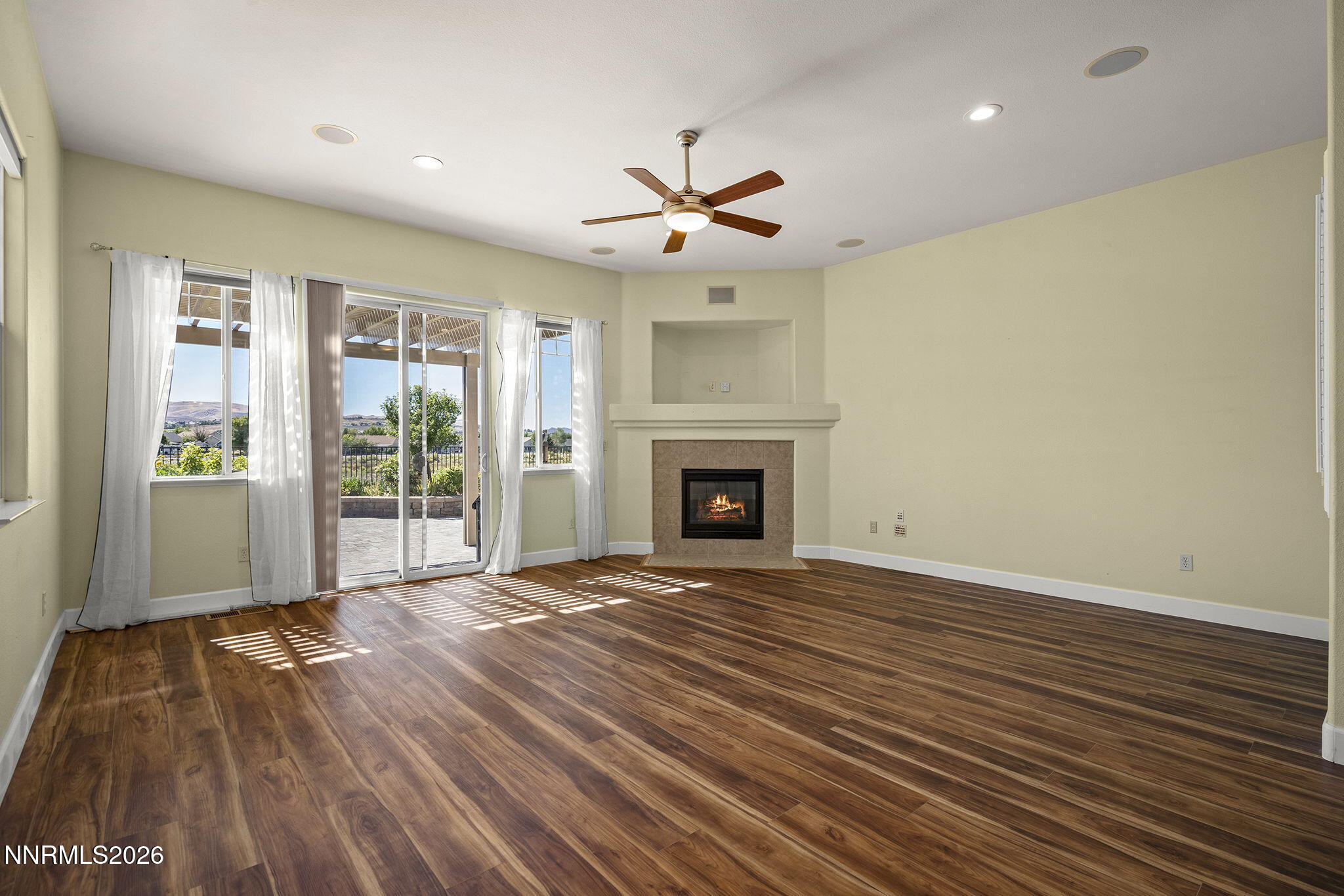 989 Turnberry Drive Property Photo 15