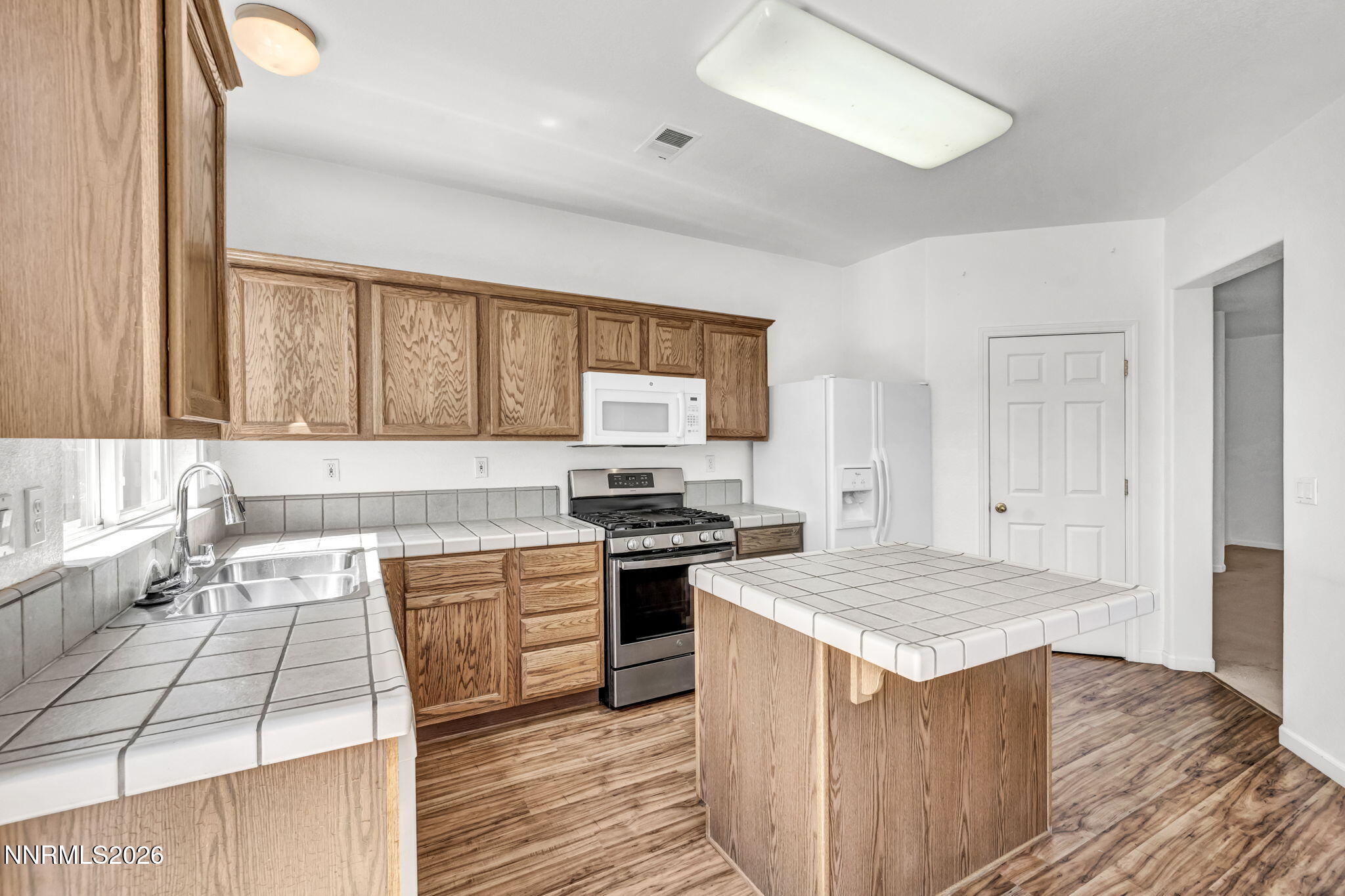 307 Torrey Pines Drive Property Photo 18