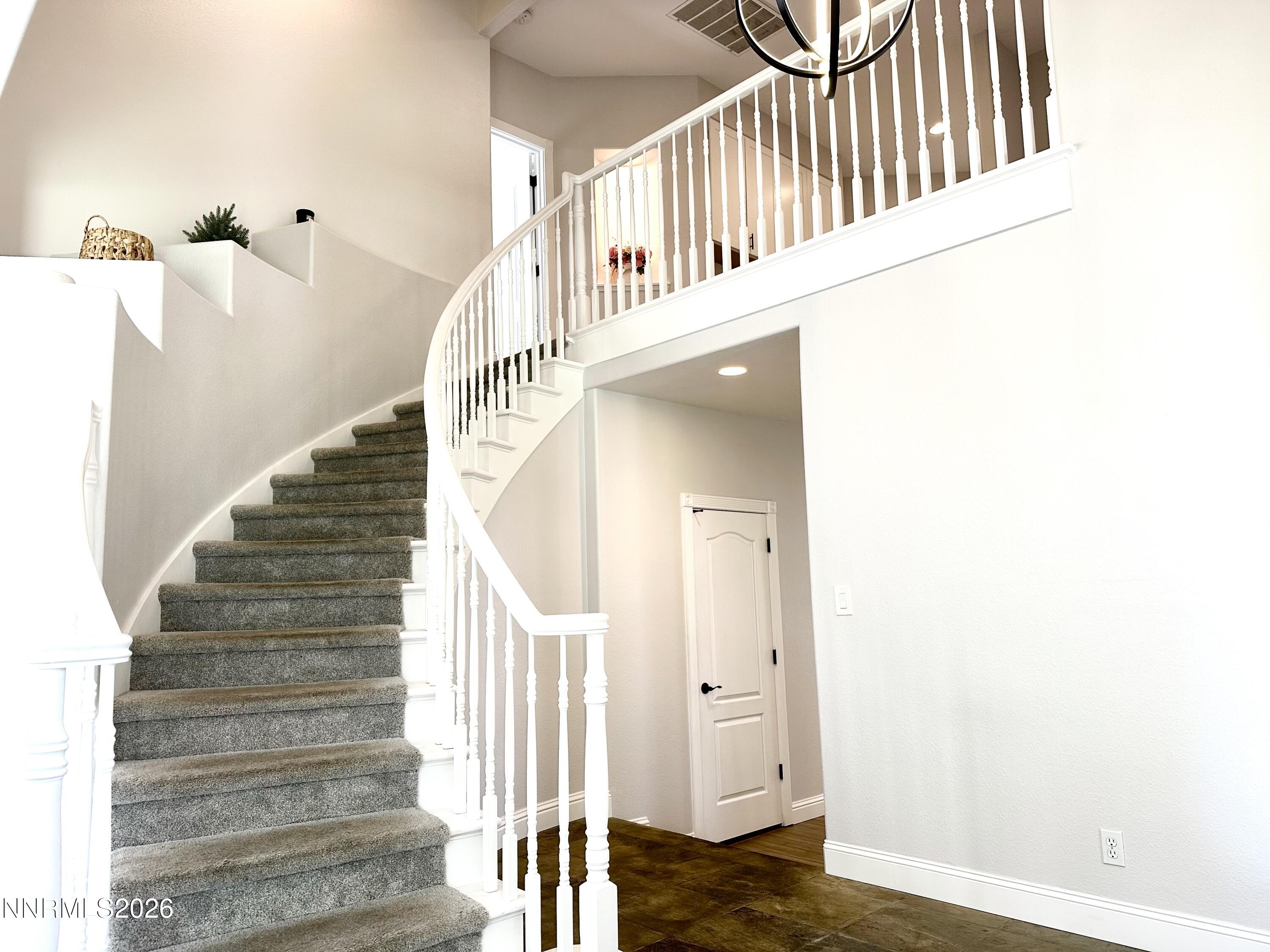 3175 Cobrita Court Property Photo 4