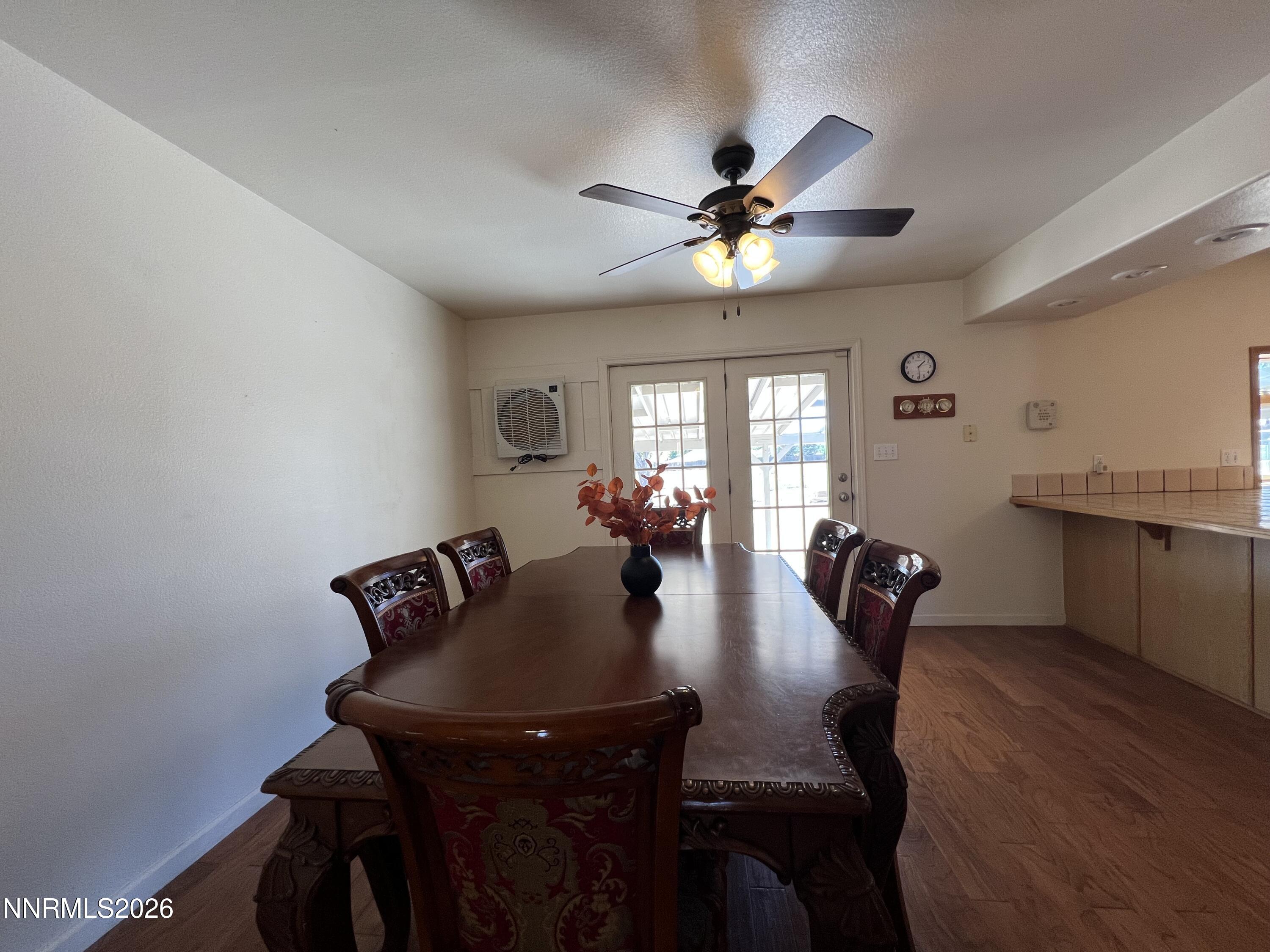 1055 Shadow Lane Property Photo 7