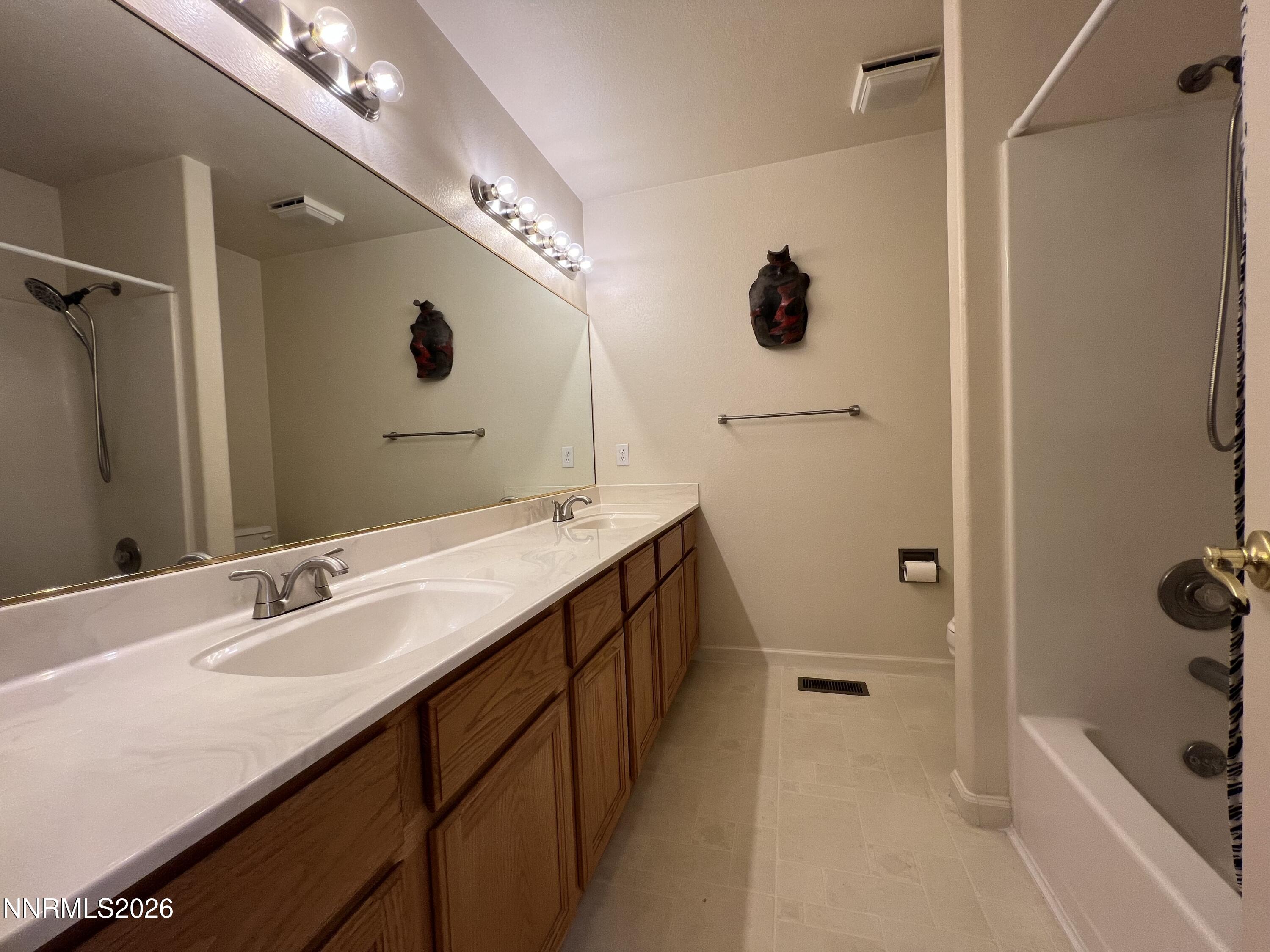 1055 Shadow Lane Property Photo 20