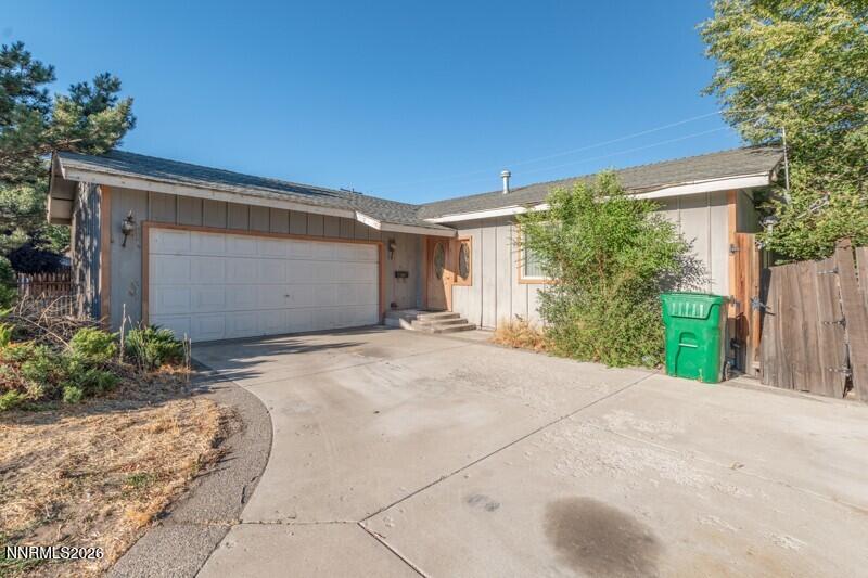 605 Carrie Drive Property Photo 1