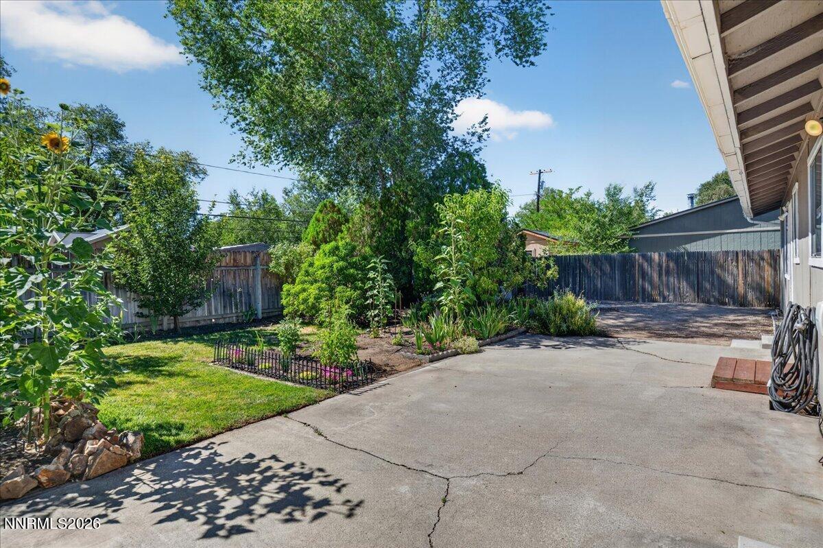 2360 Airport Road Property Photo 31