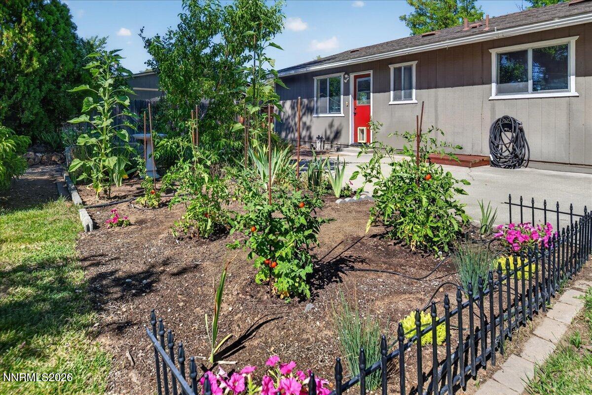 2360 Airport Road Property Photo 33