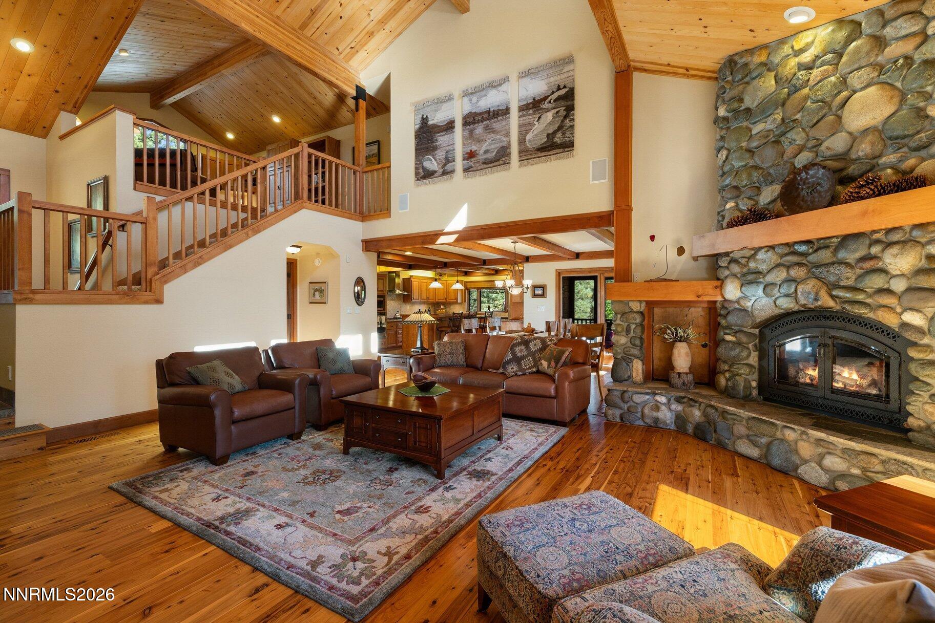 978 Dancing Bears Property Photo 7