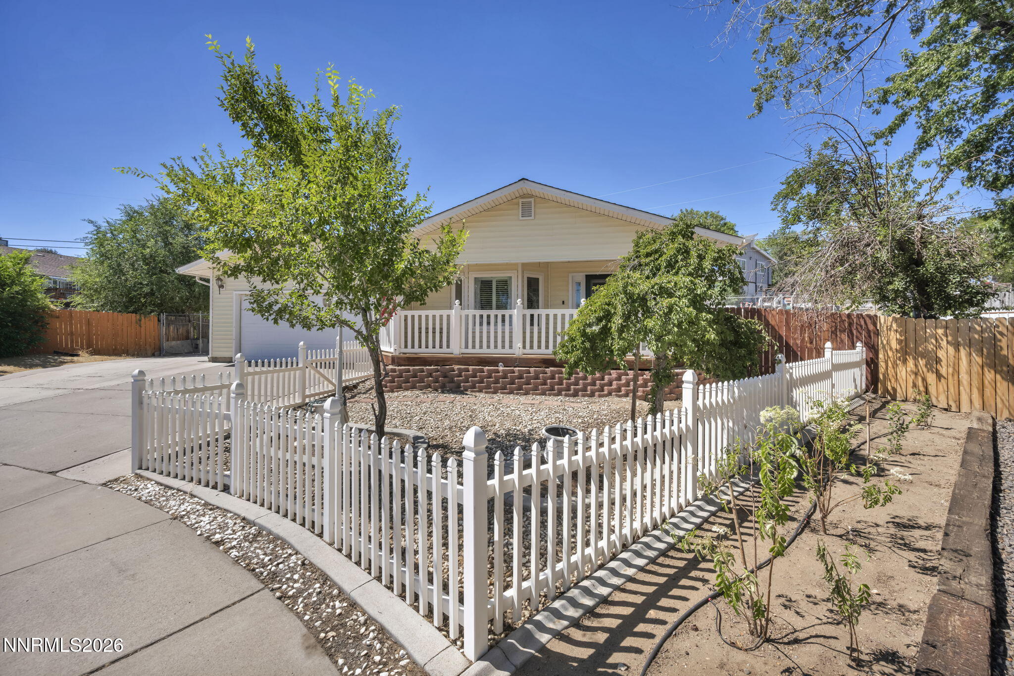 450 Mcclure Circle Property Photo 3