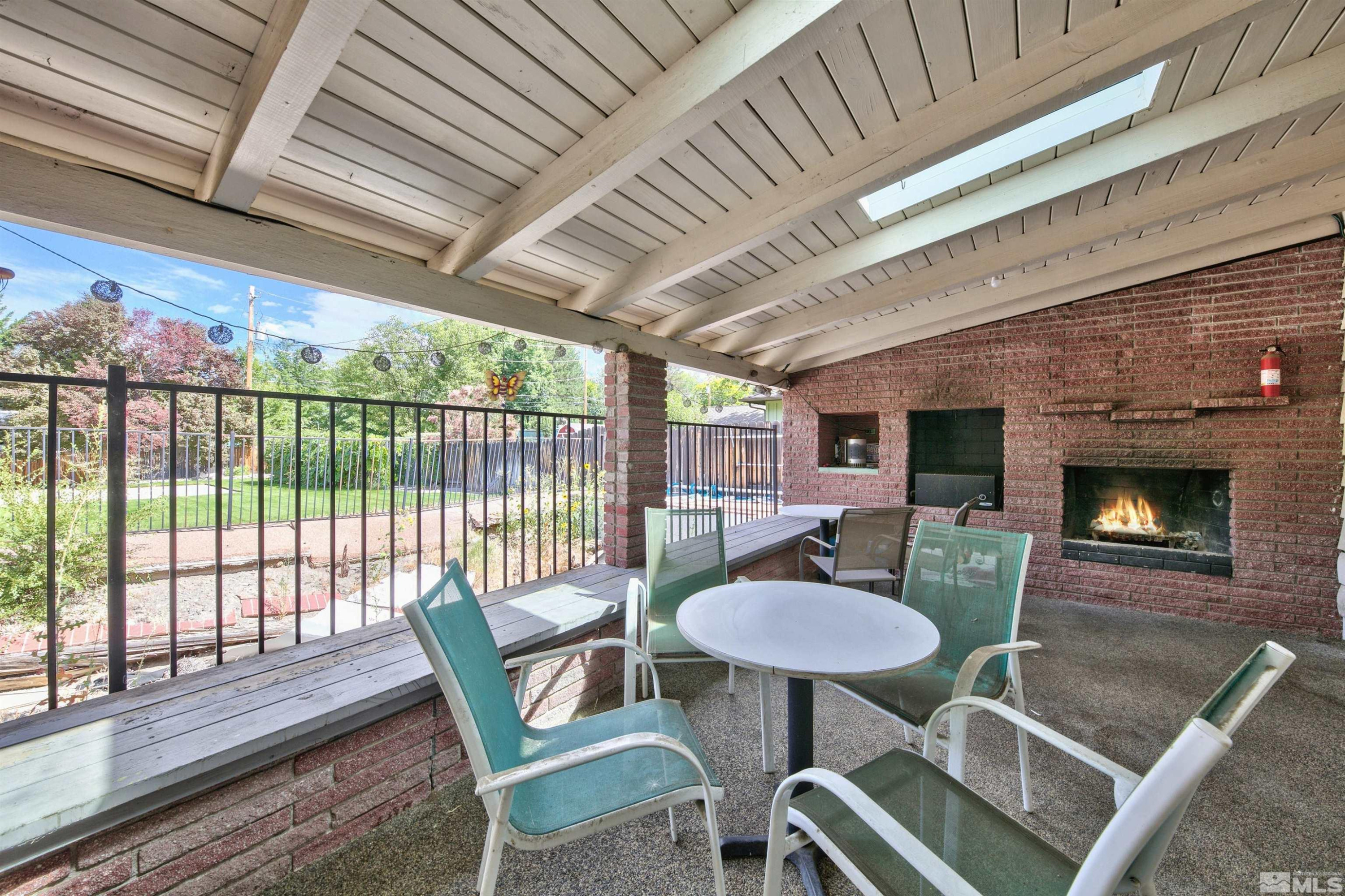 1800 Benjamin Franklin Drive Property Photo 9