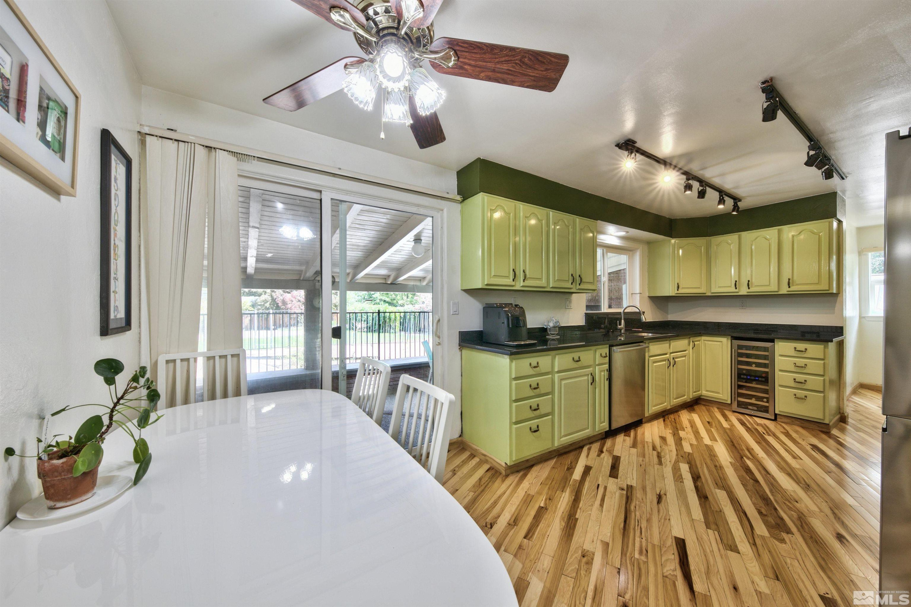 1800 Benjamin Franklin Drive Property Photo 23