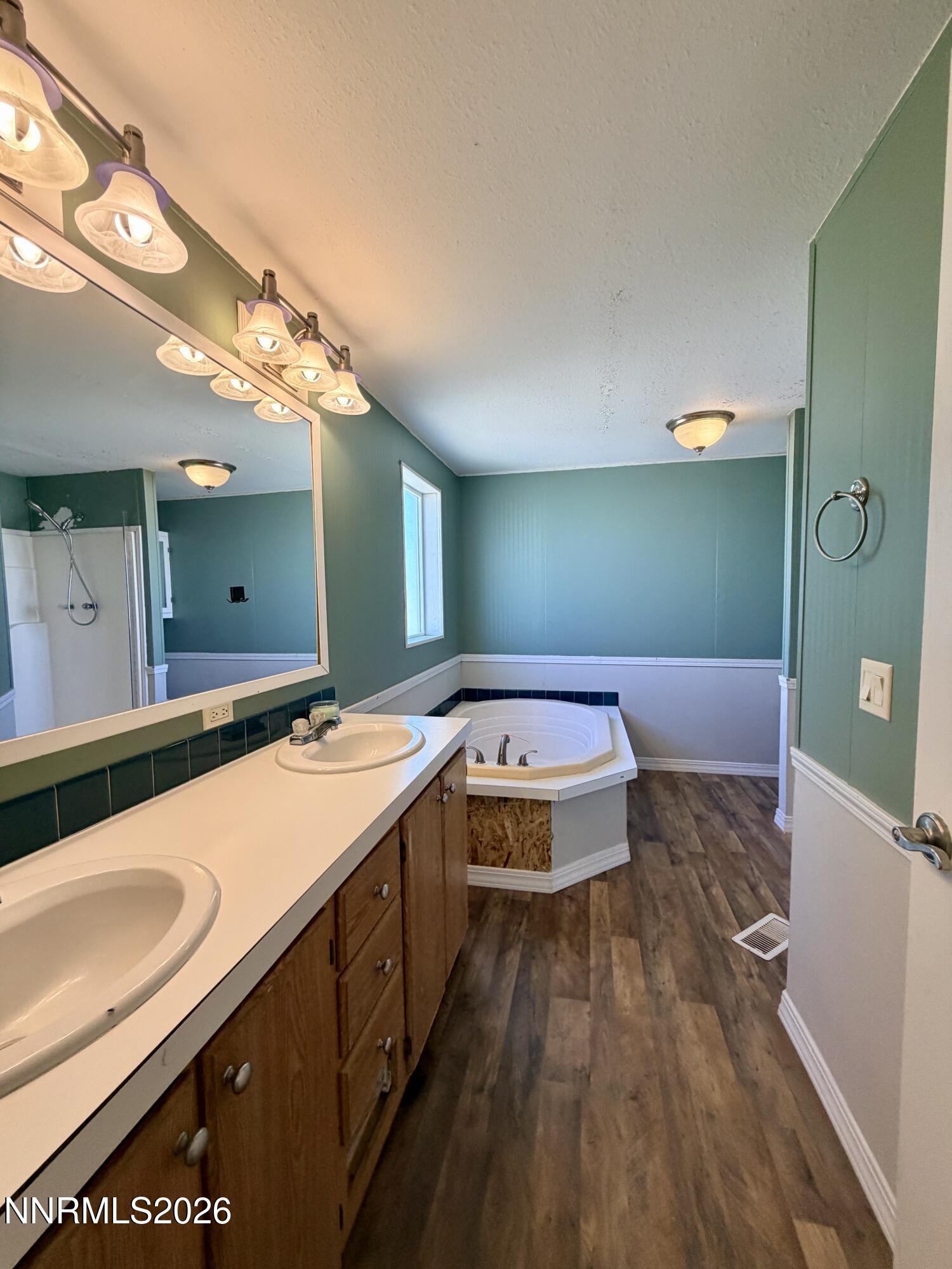 11145 Cormier Boulevard Property Photo 17