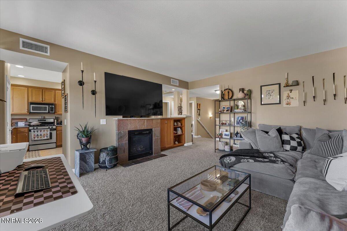4889 Bougainvillea Circle Property Photo 6