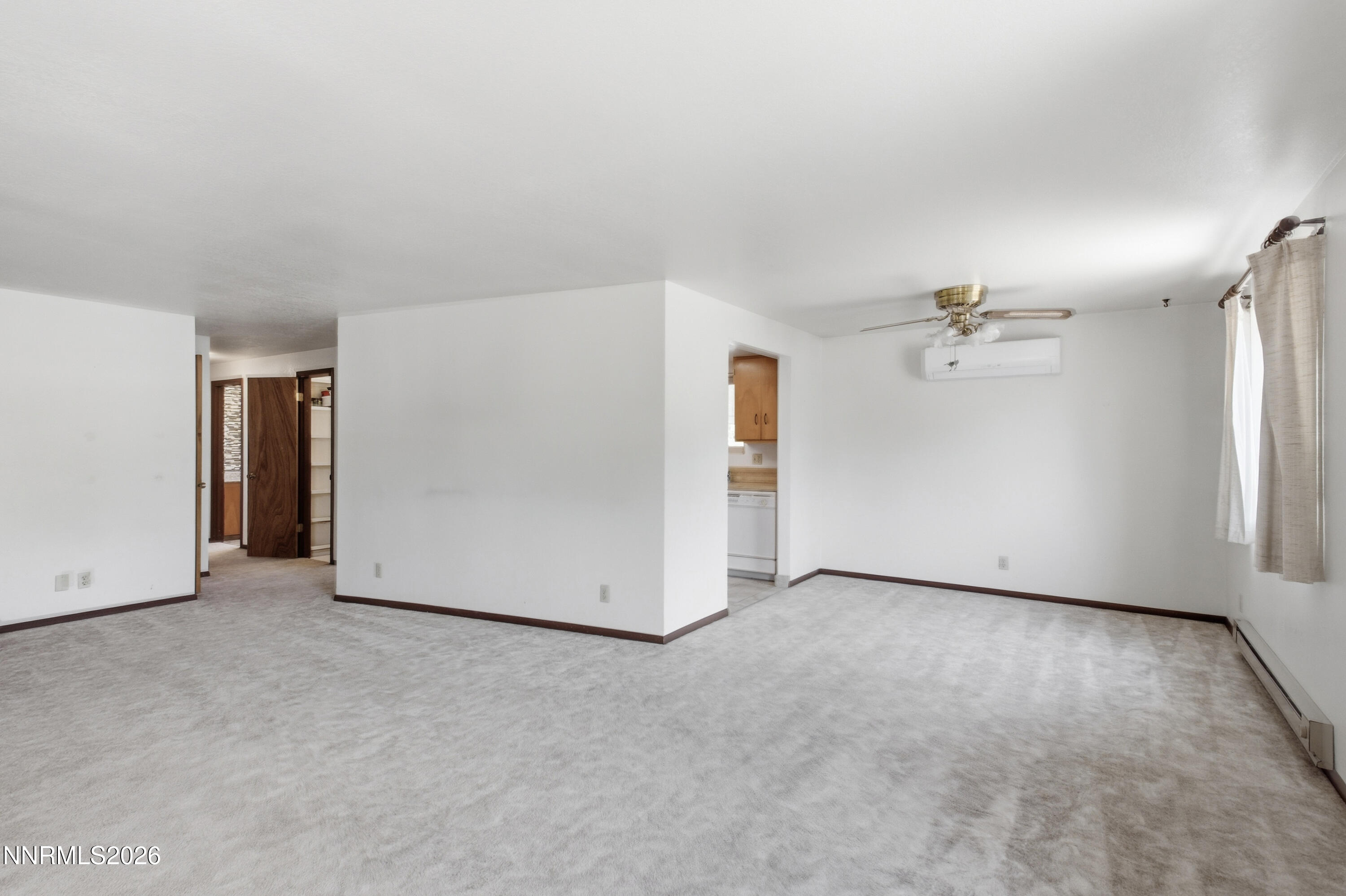 951 Pemberton Drive Property Photo 4