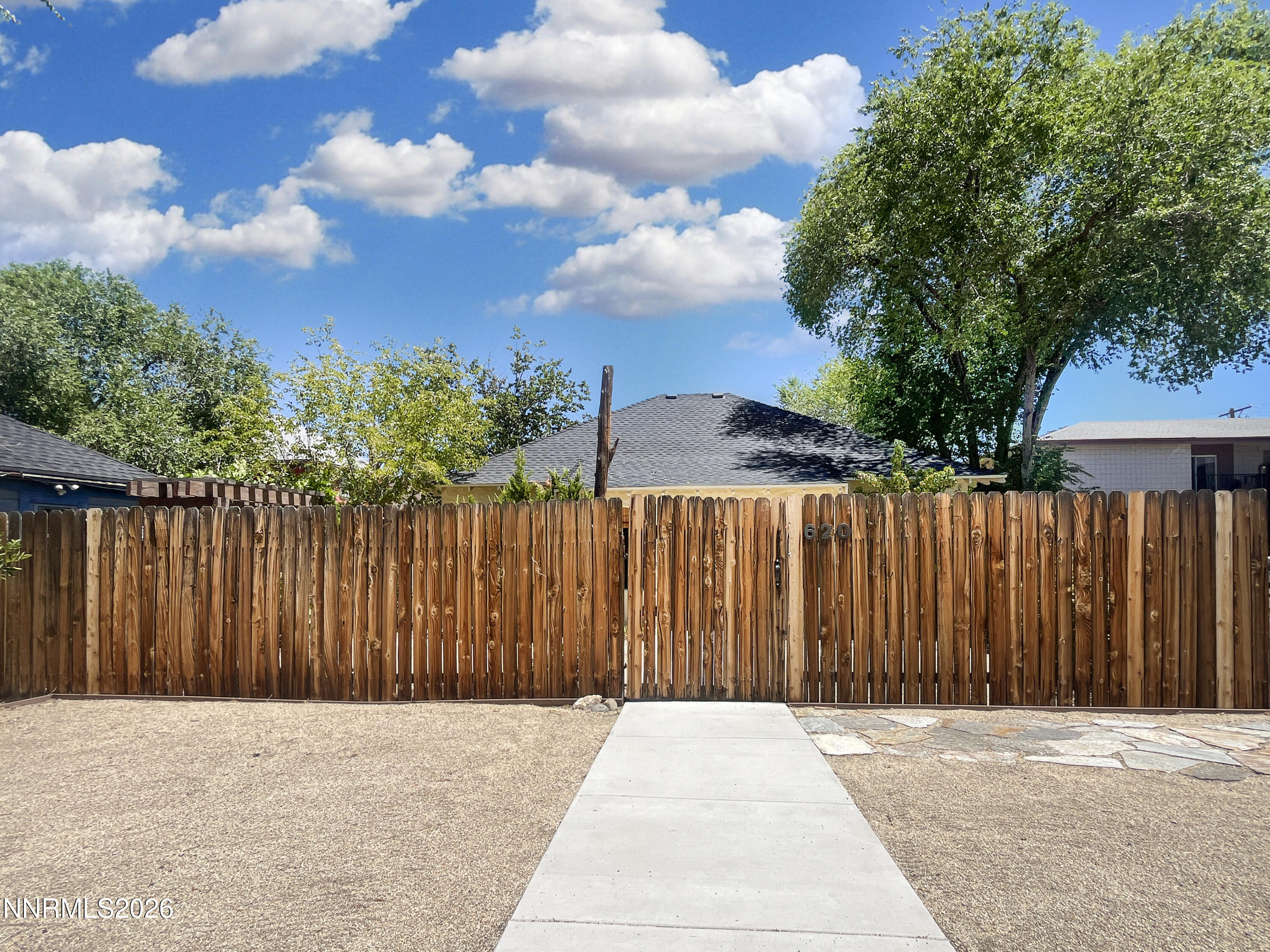 620 Plumas Street Property Photo 4
