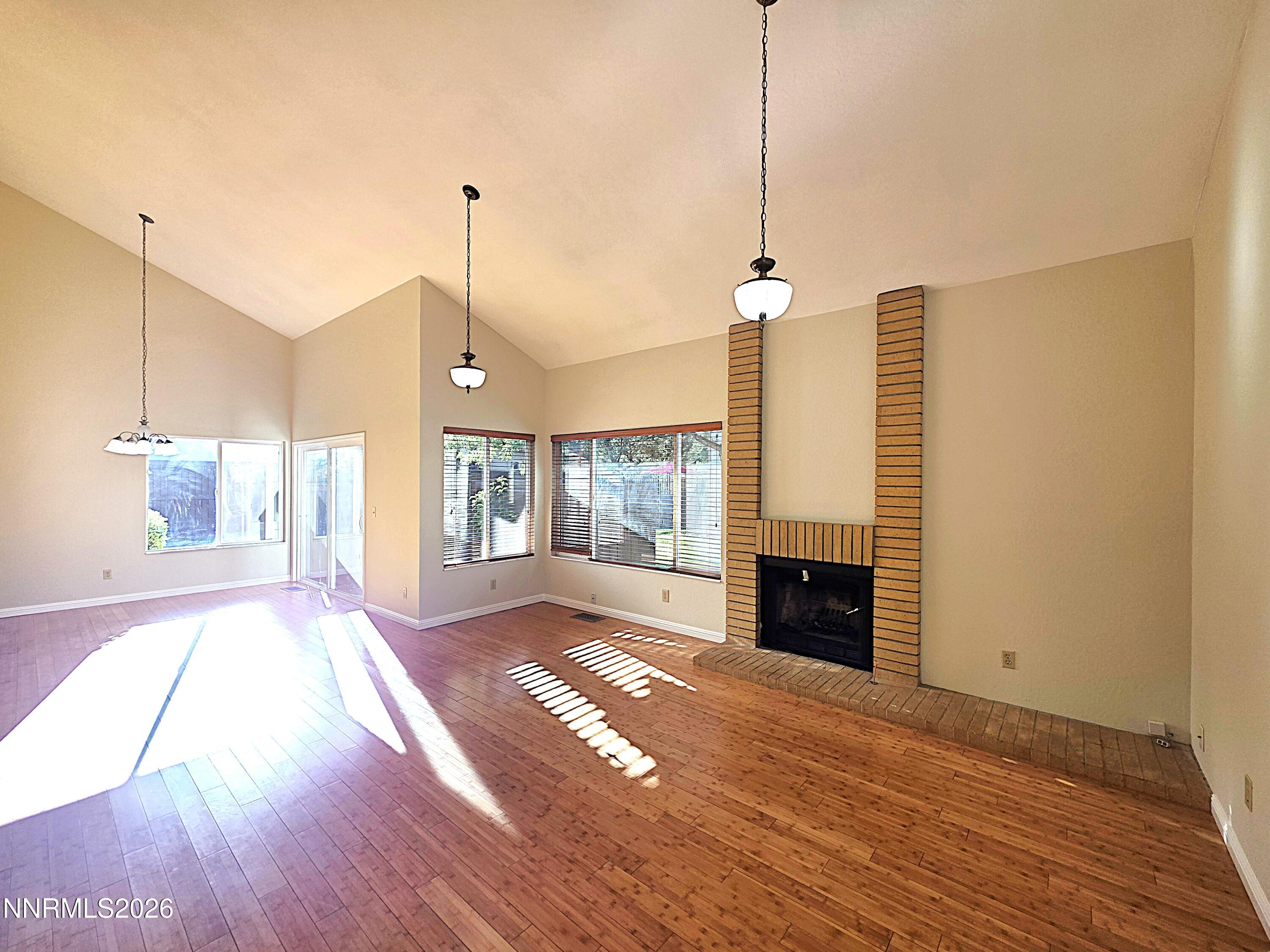 437 Octavia Court Property Photo 11