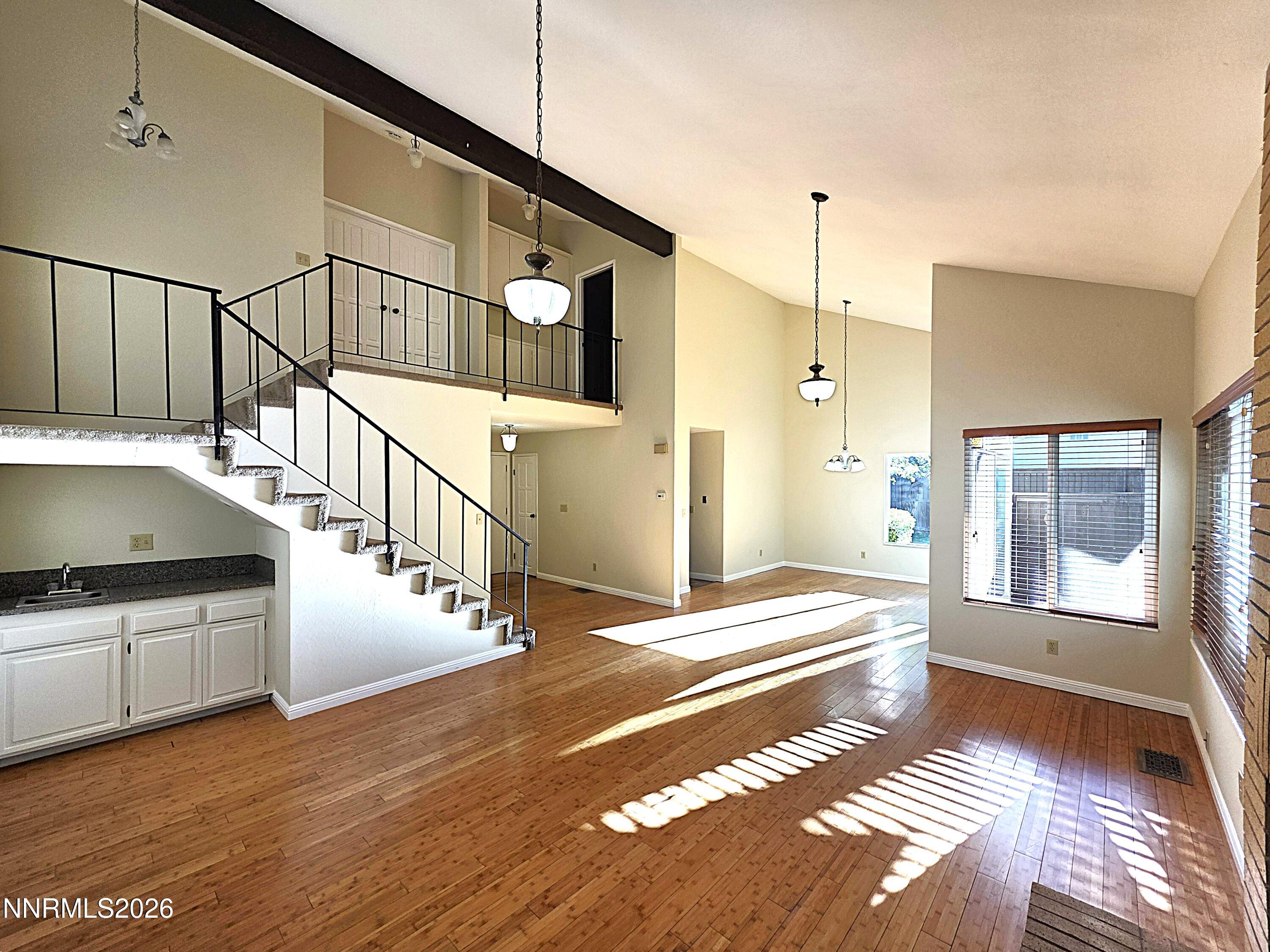 437 Octavia Court Property Photo 13