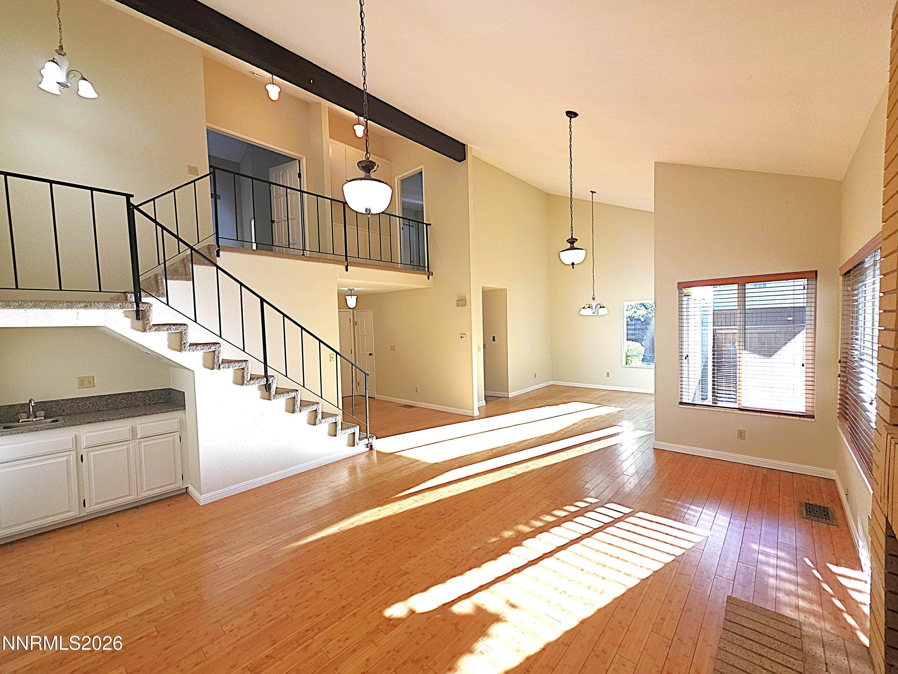 437 Octavia Court Property Photo 14