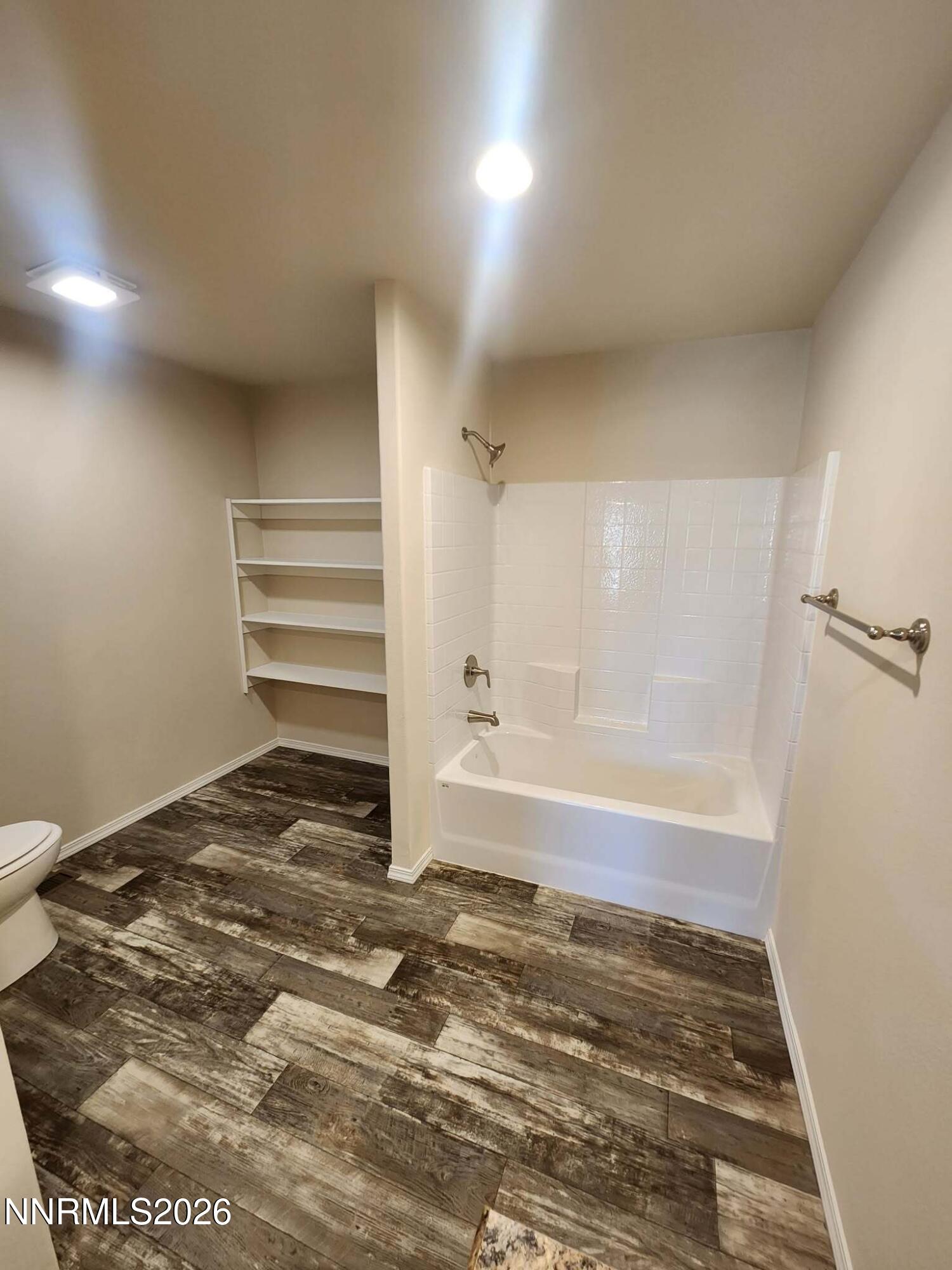 9705 Iroquois Trail Property Photo 13