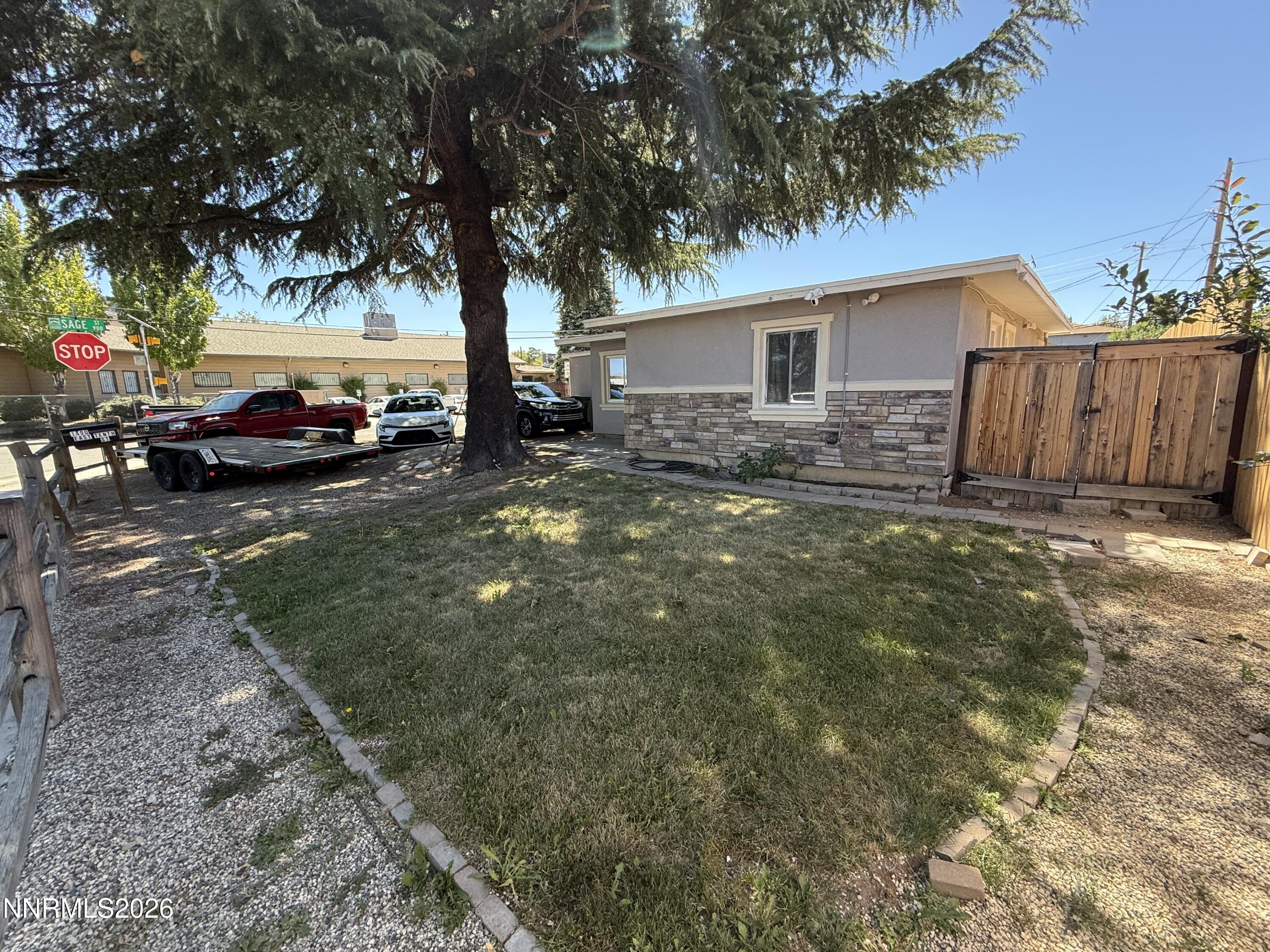 1490 E 10th Street Property Photo 2