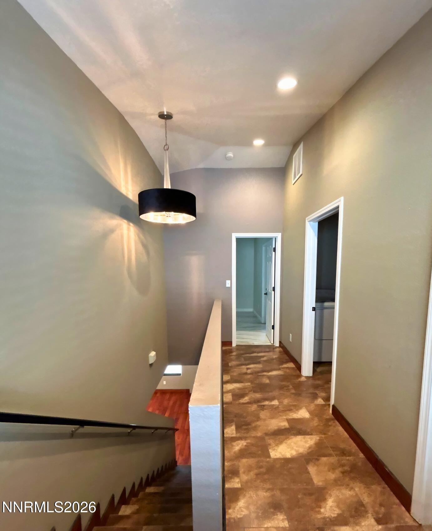1319 Powell Lane Property Photo 6