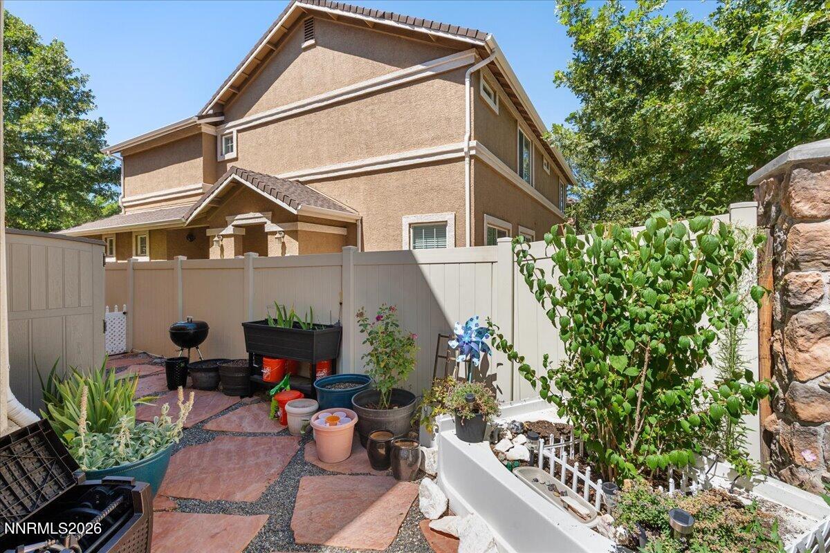 1849 Resistol Drive Property Photo 17