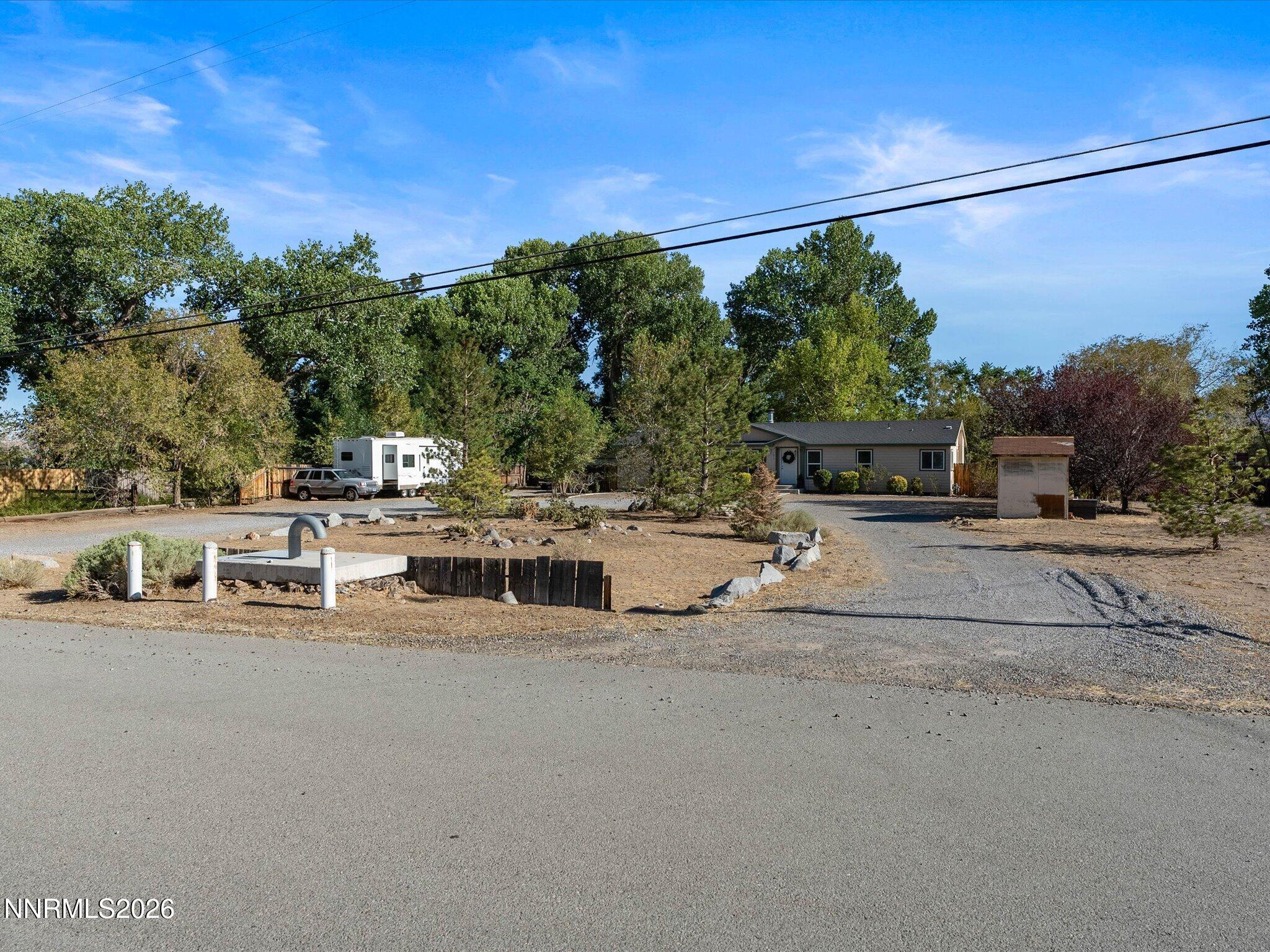 1075 Mesa Drive Property Photo 1