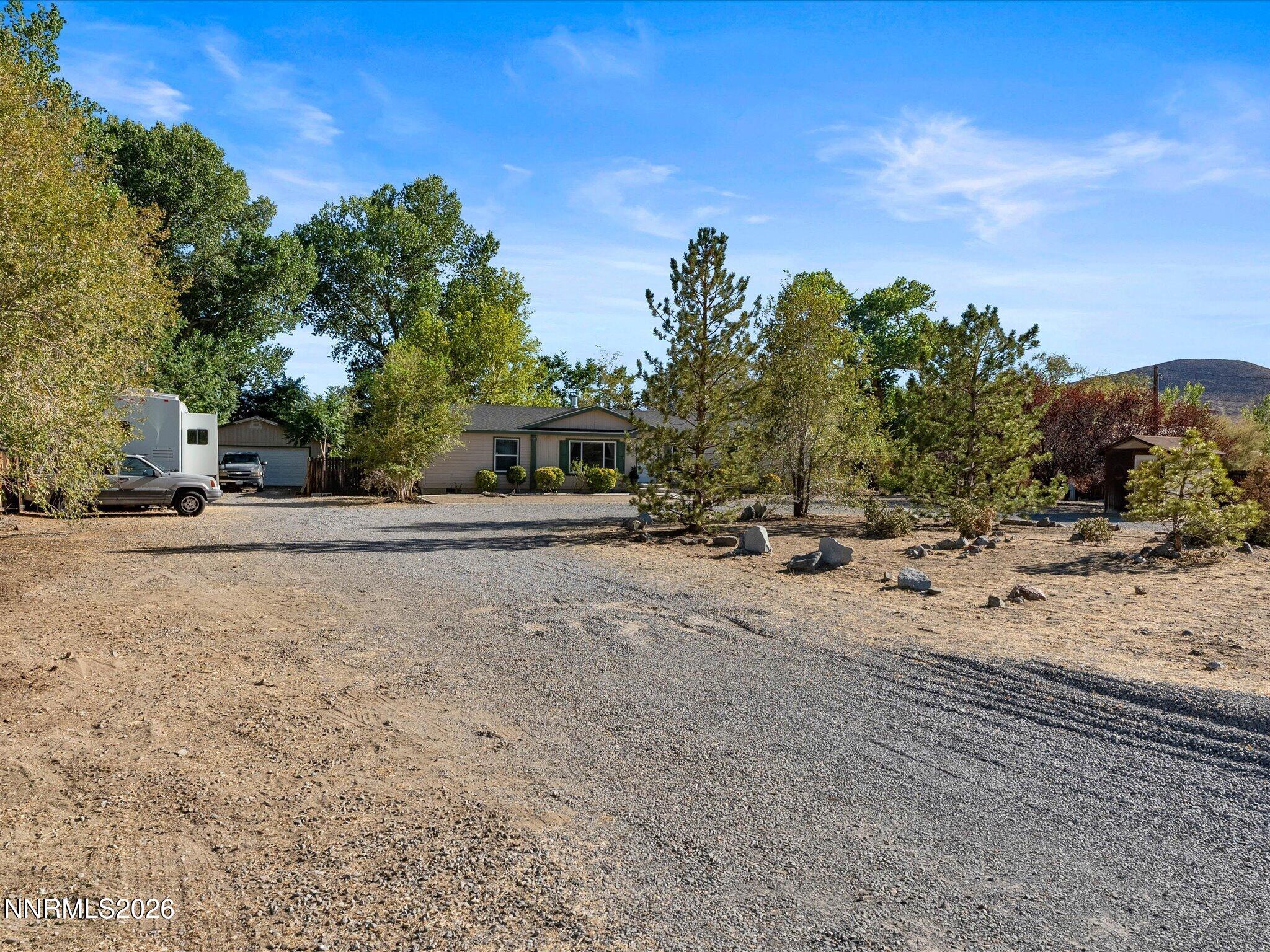 1075 Mesa Drive Property Photo 4
