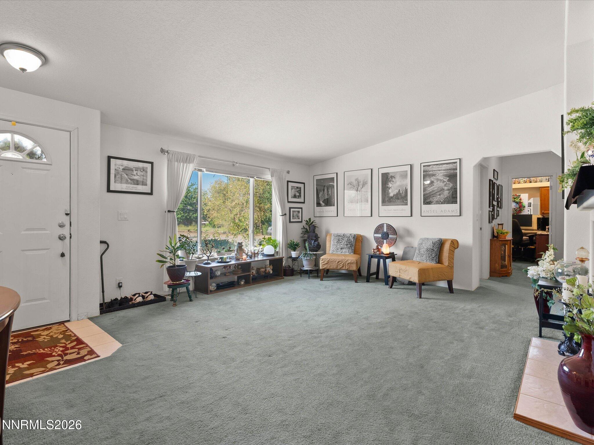 1075 Mesa Drive Property Photo 11