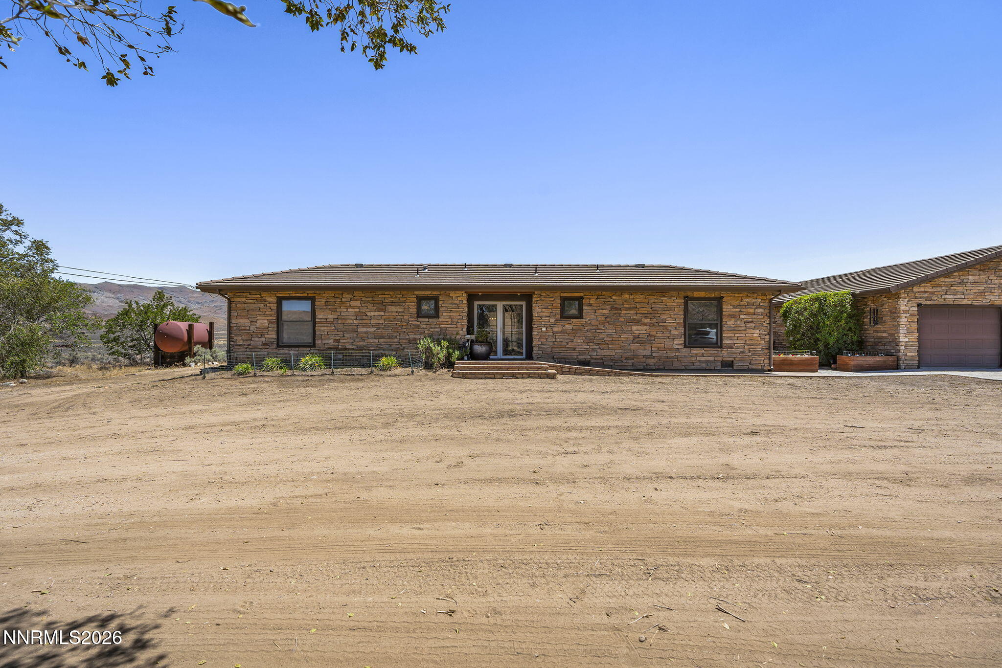 4400 Amy Road Property Photo 5
