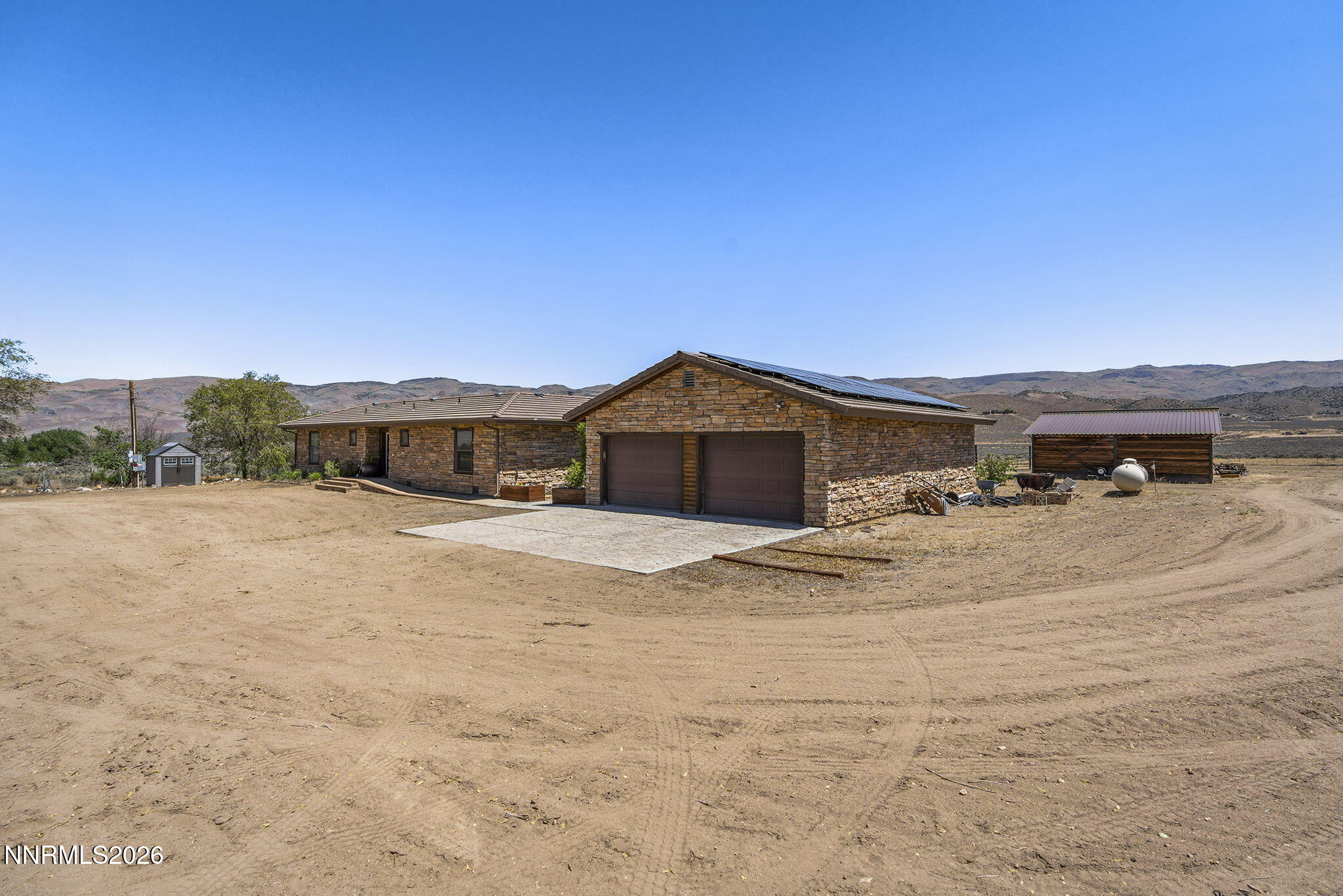 4400 Amy Road Property Photo 7