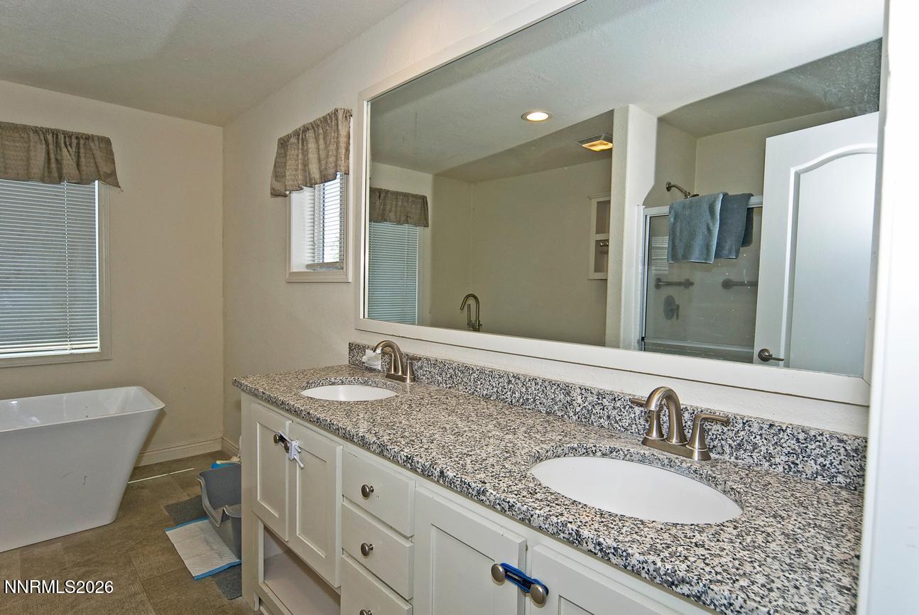 216 Wagon Wheel Way Property Photo 32