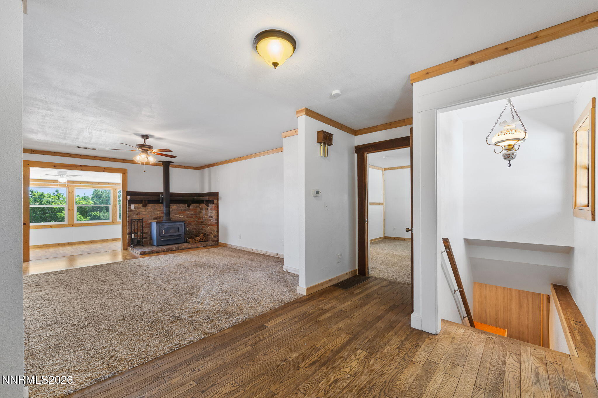905 S E Street Property Photo 17