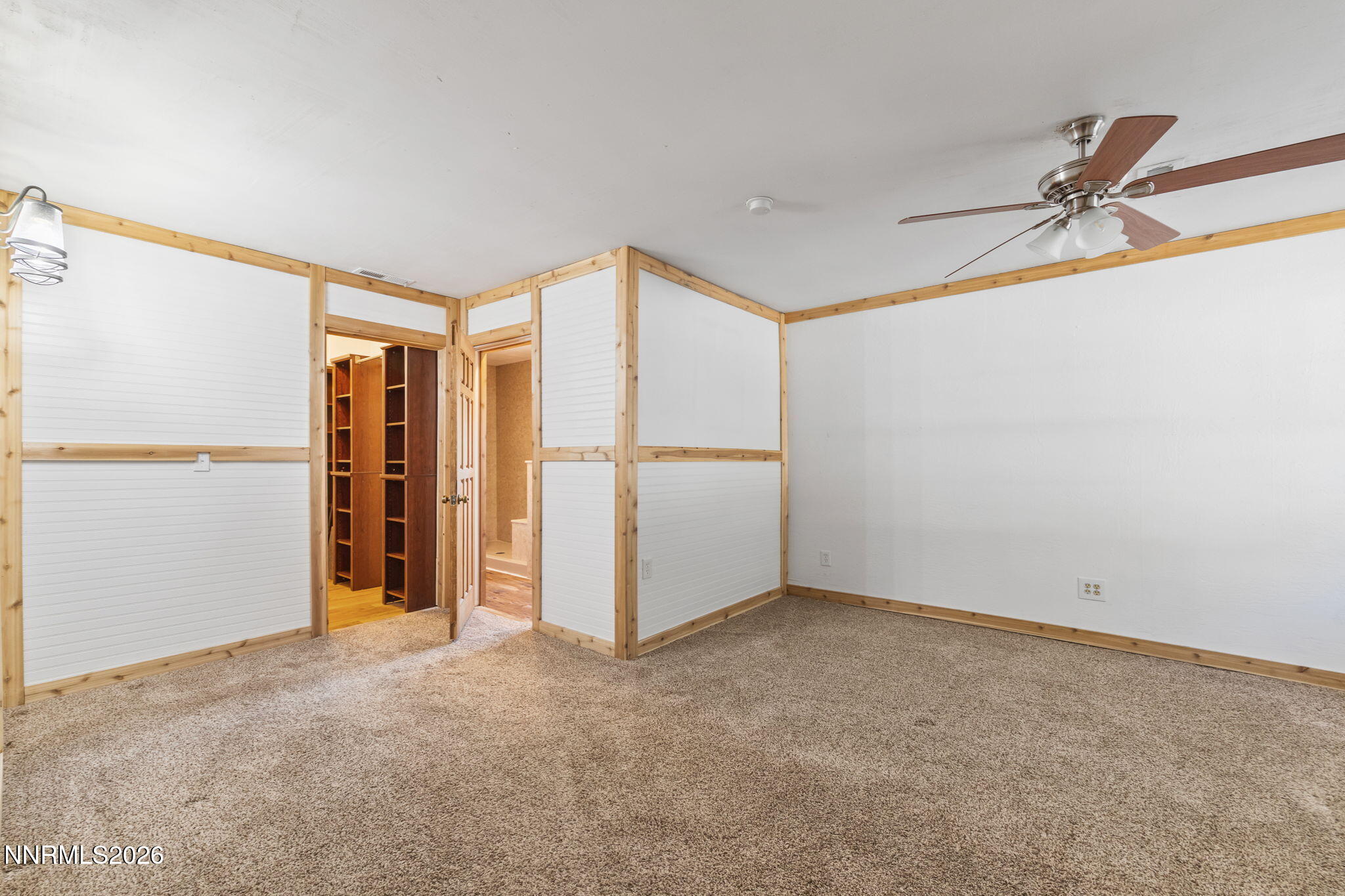905 S E Street Property Photo 19