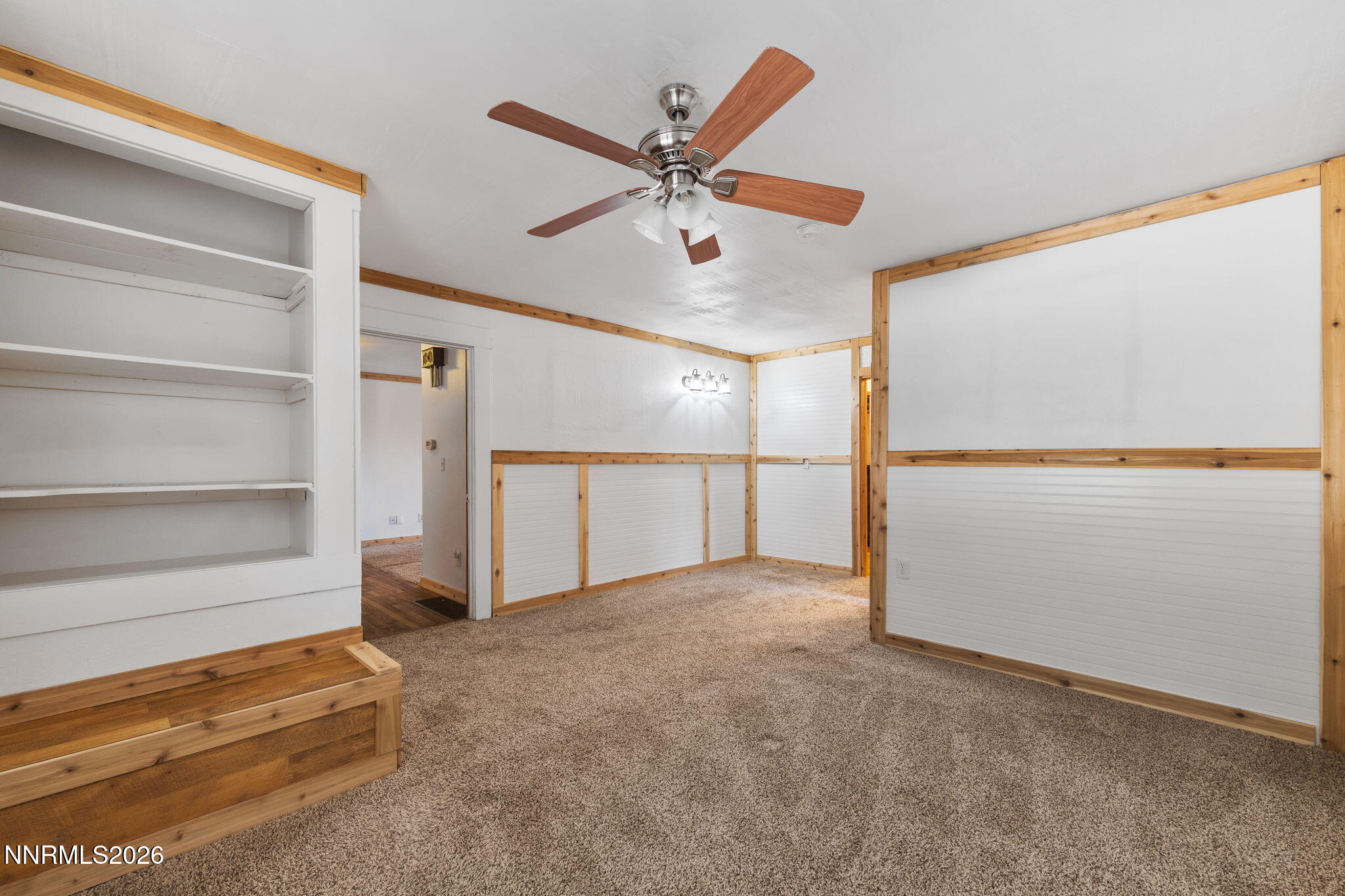 905 S E Street Property Photo 20